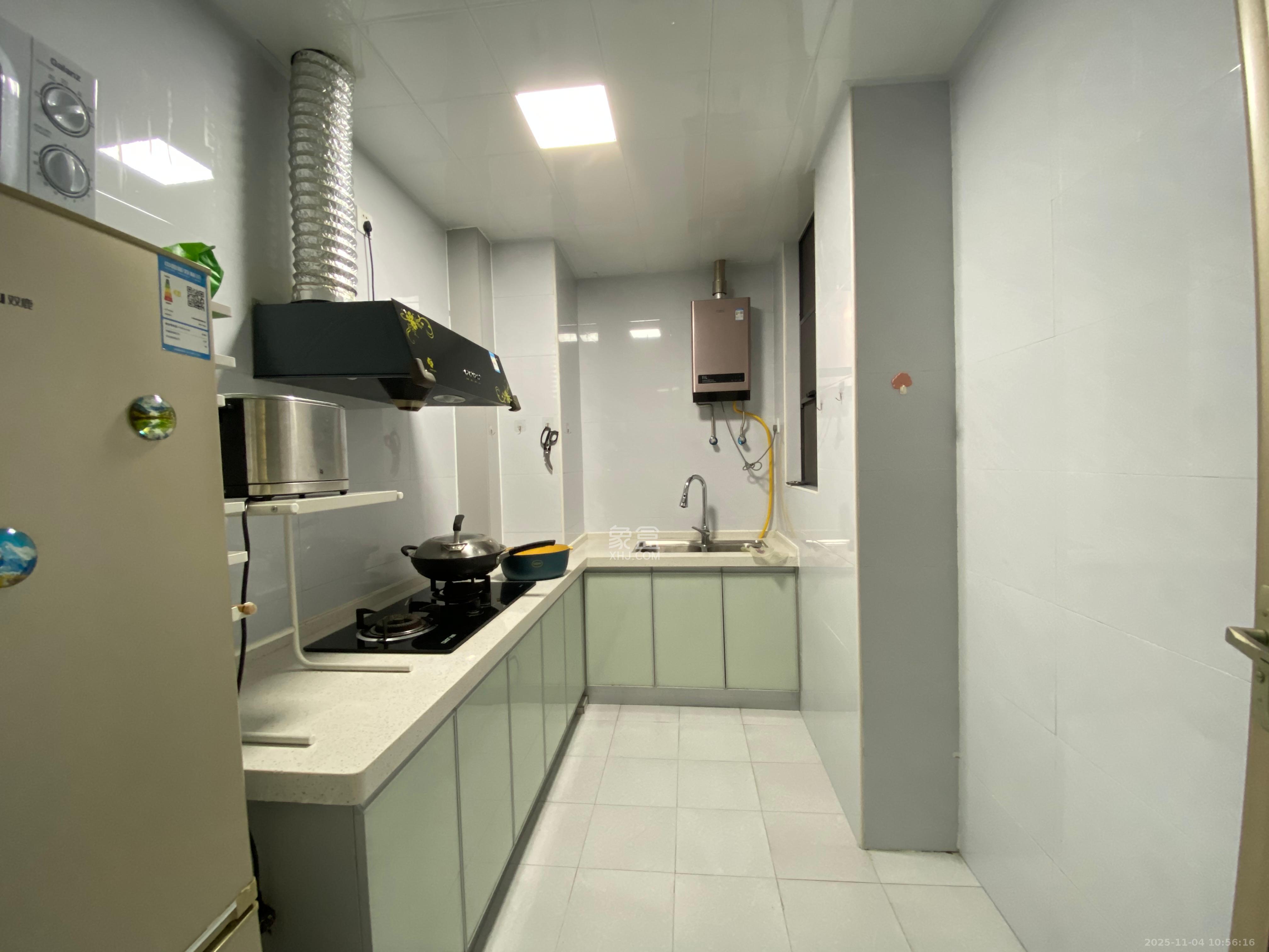 建发中央公园(建发美地) 3室2厅1卫 3500.0元/月 建发中央公园(建发美地) 3室2厅1卫 3500.0元/月室内图