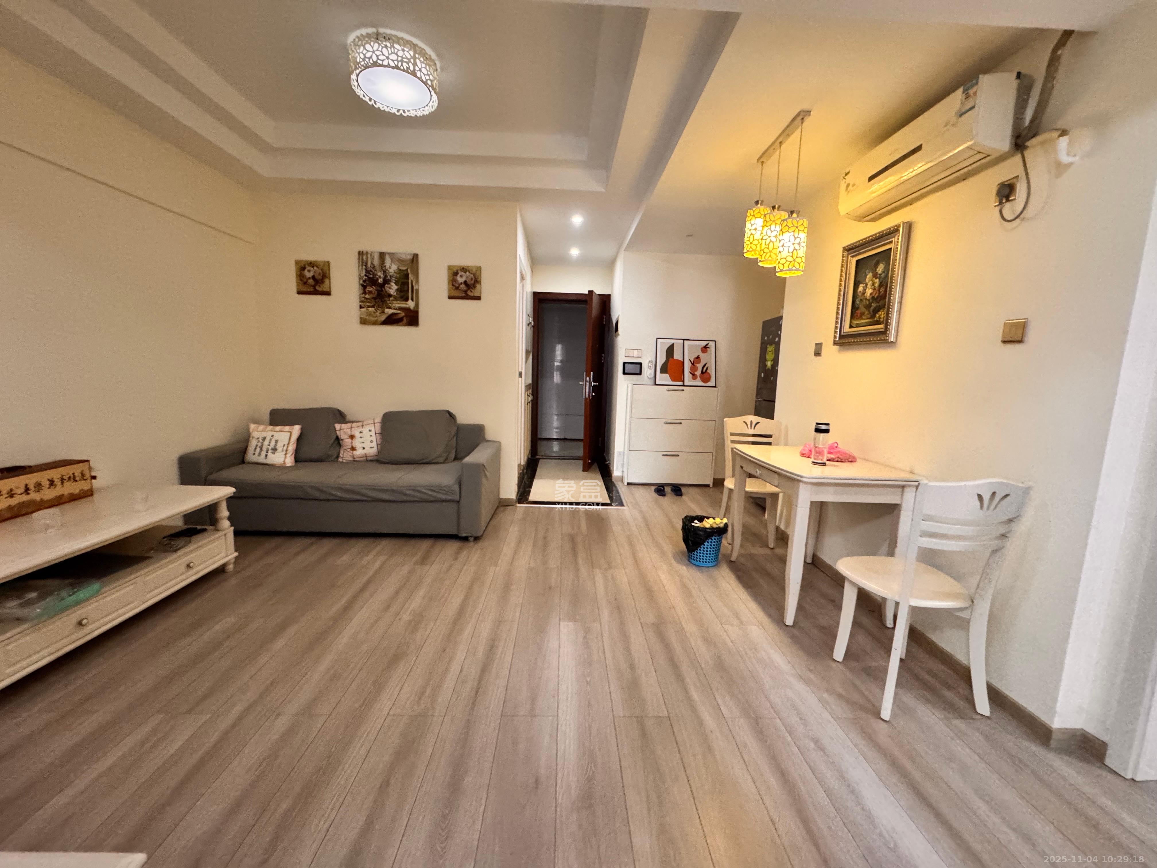 东怡外国(南湖一号) 2室1厅1卫 3000.0元/月 东怡外国(南湖一号) 2室1厅1卫 3000.0元/月室内图