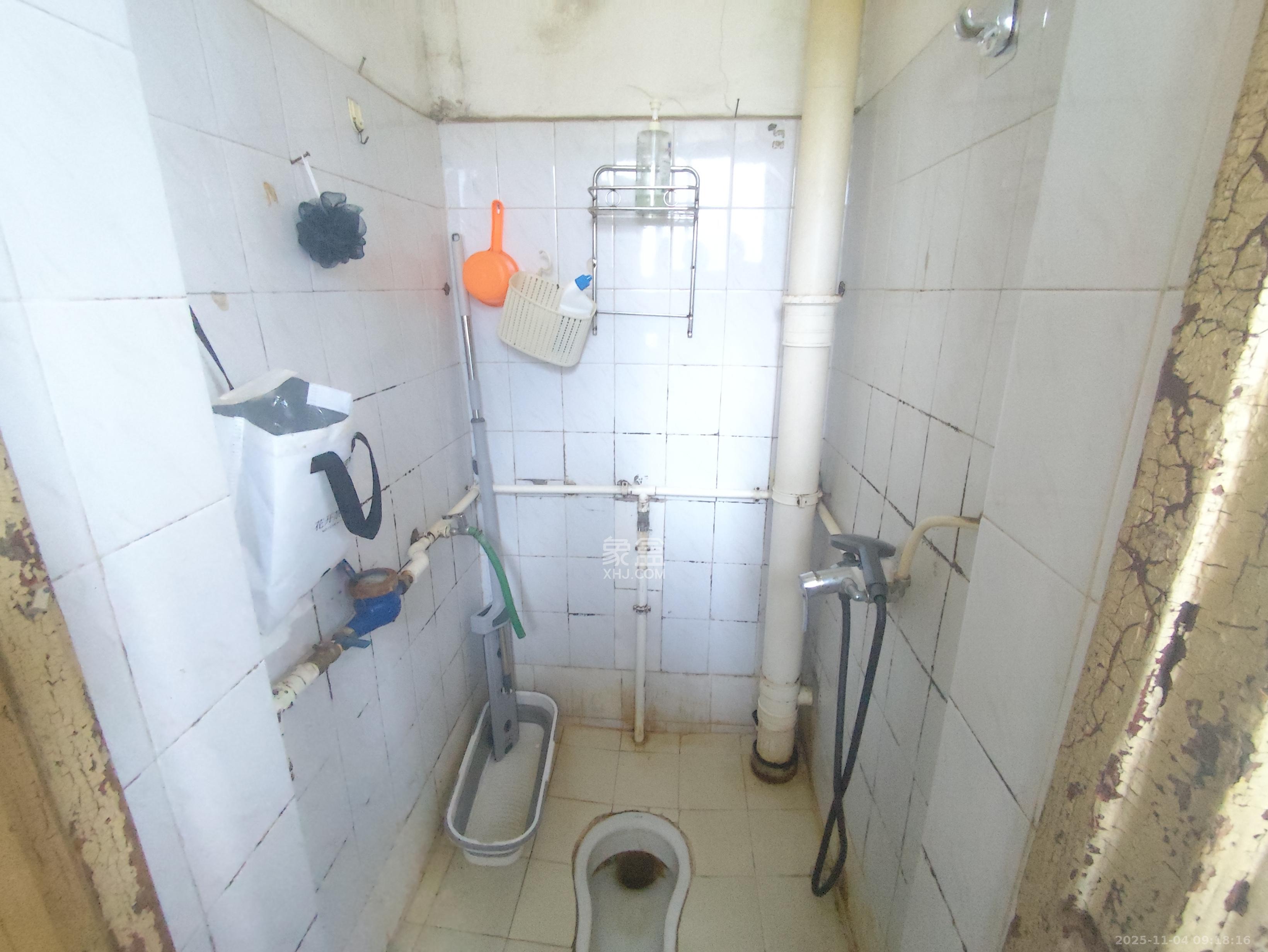 稻谷仓散盘  1室1厅1卫    1350.0元/月室内图