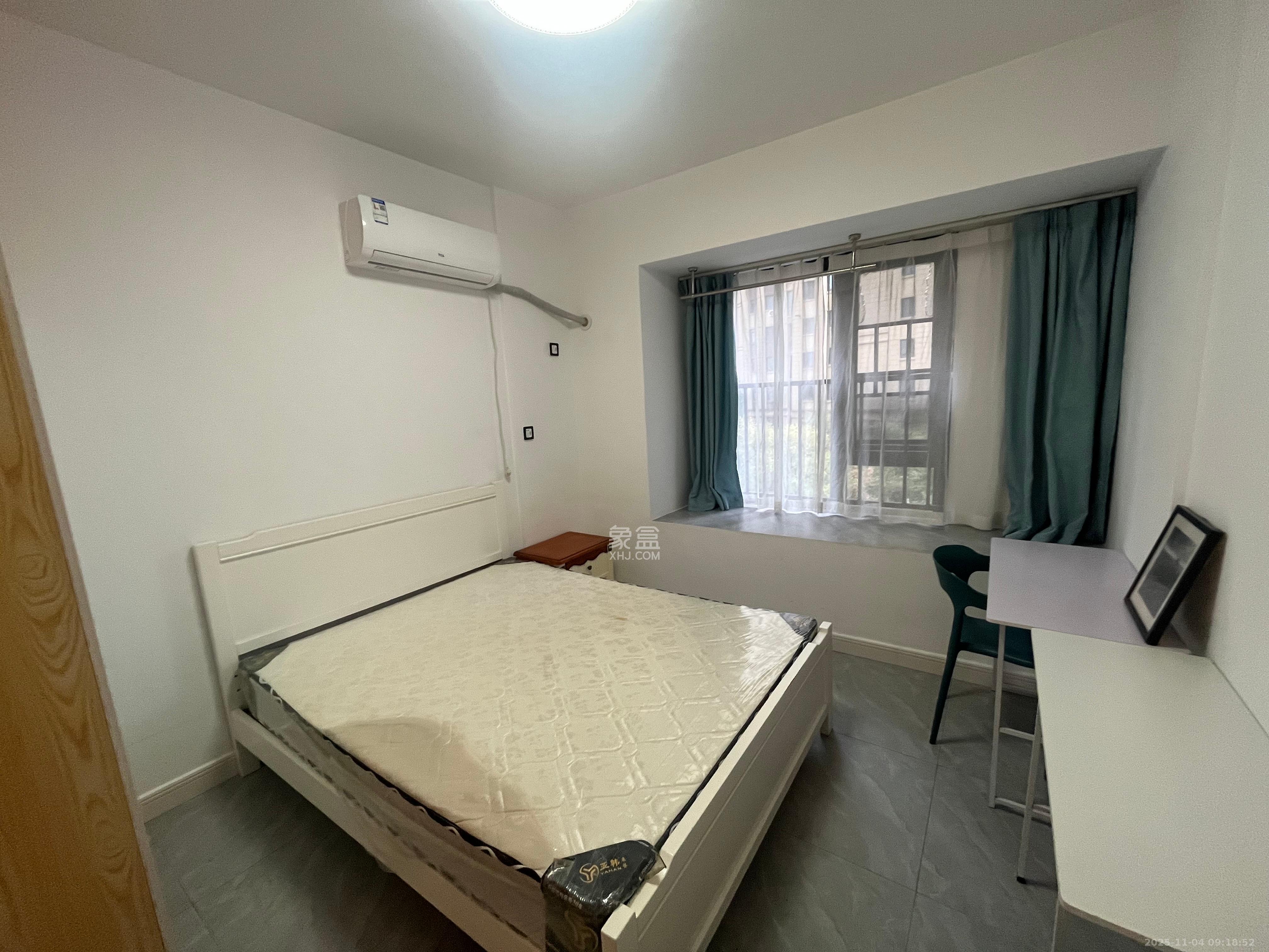 奥克斯缔壹城 4室2厅2卫 3600.0元/月 奥克斯缔壹城 4室2厅2卫 3600.0元/月室内图