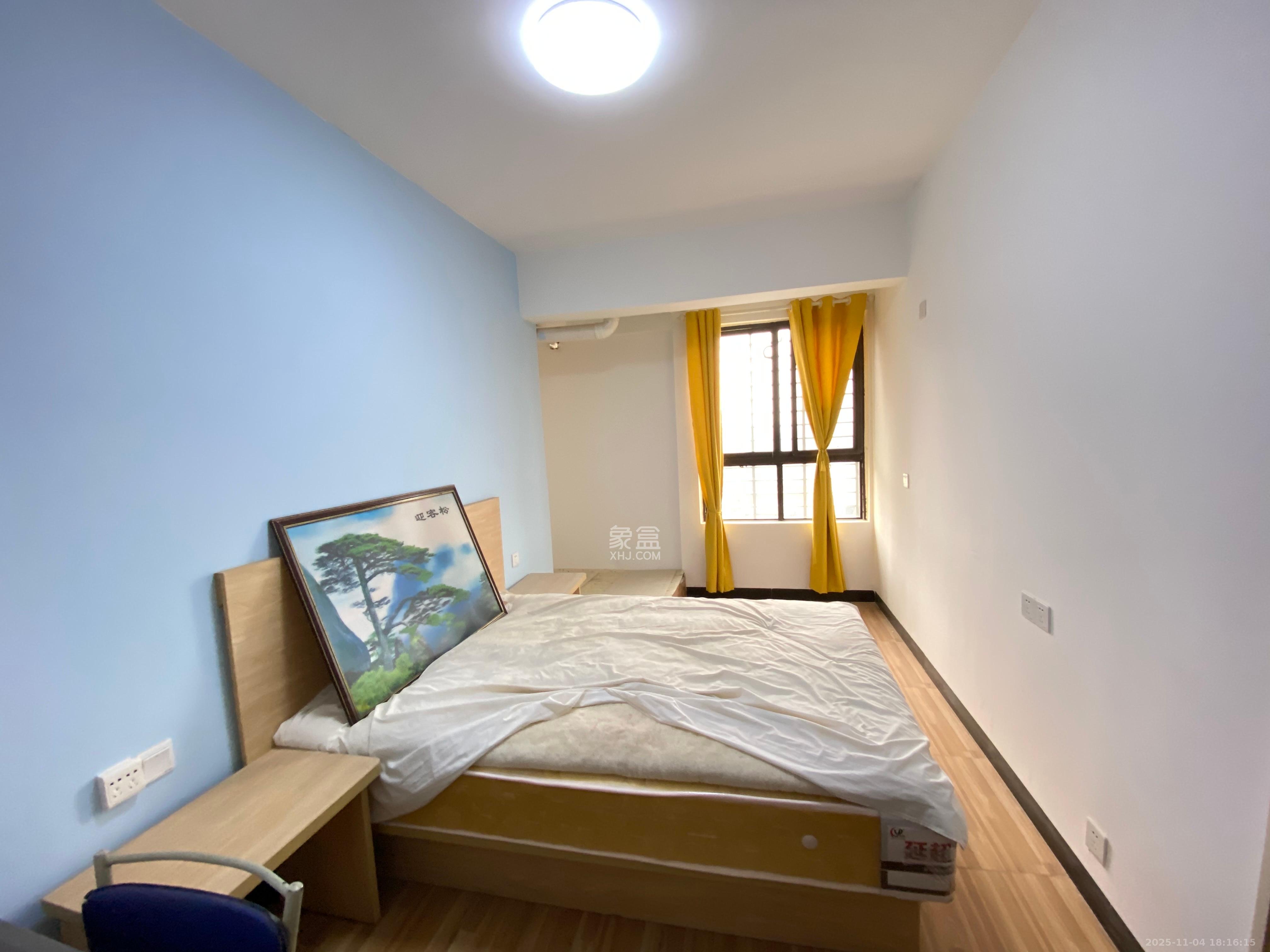 保利麓谷林语D区 4室2厅1卫 2800.0元/月 保利麓谷林语D区 4室2厅1卫 2800.0元/月室内图