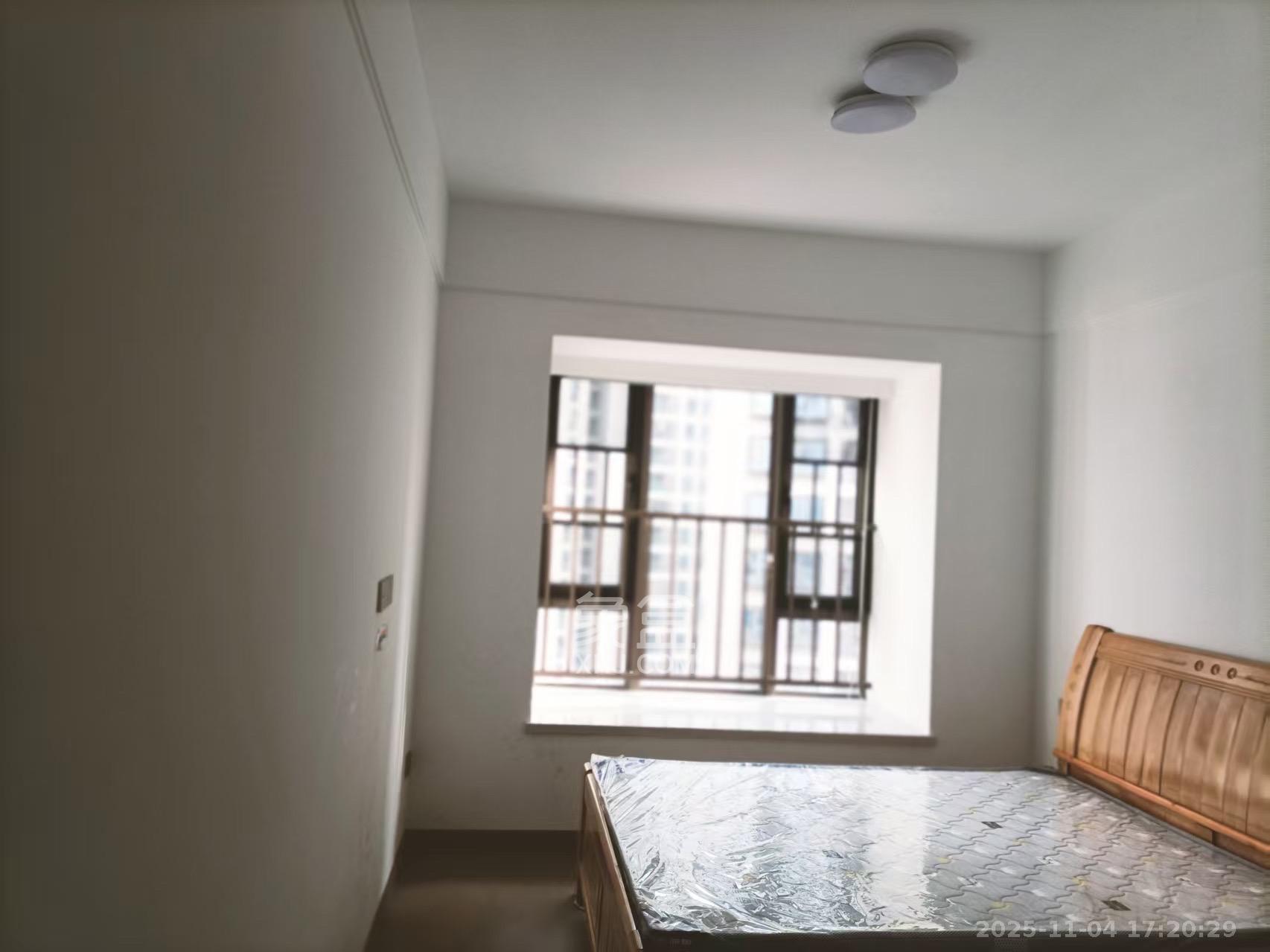 长沙溪山悦 4室2厅2卫 3200.0元/月 长沙溪山悦 4室2厅2卫 3200.0元/月室内图