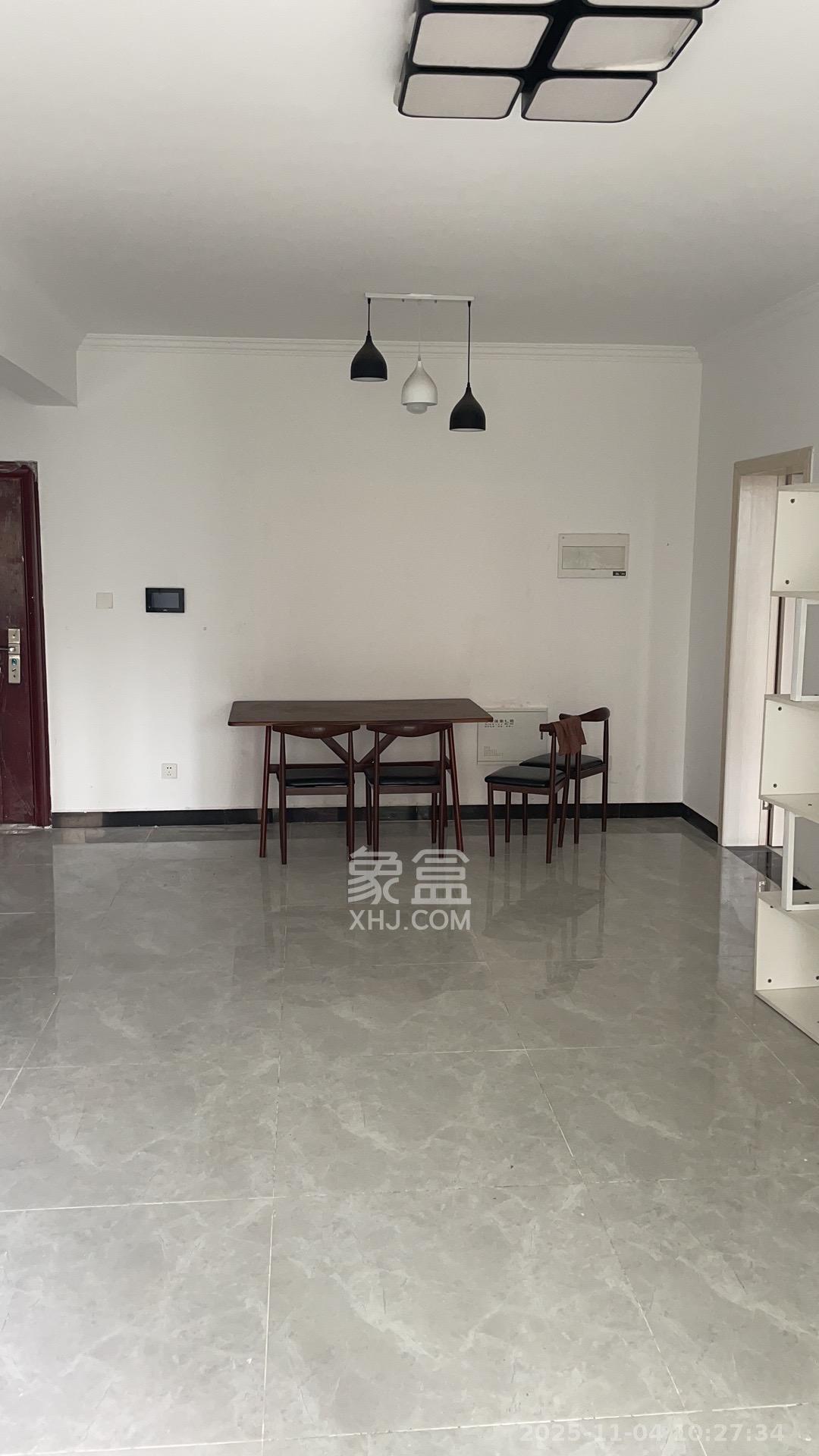 盛景谷山里  2室1厅1卫    1600.0元/月