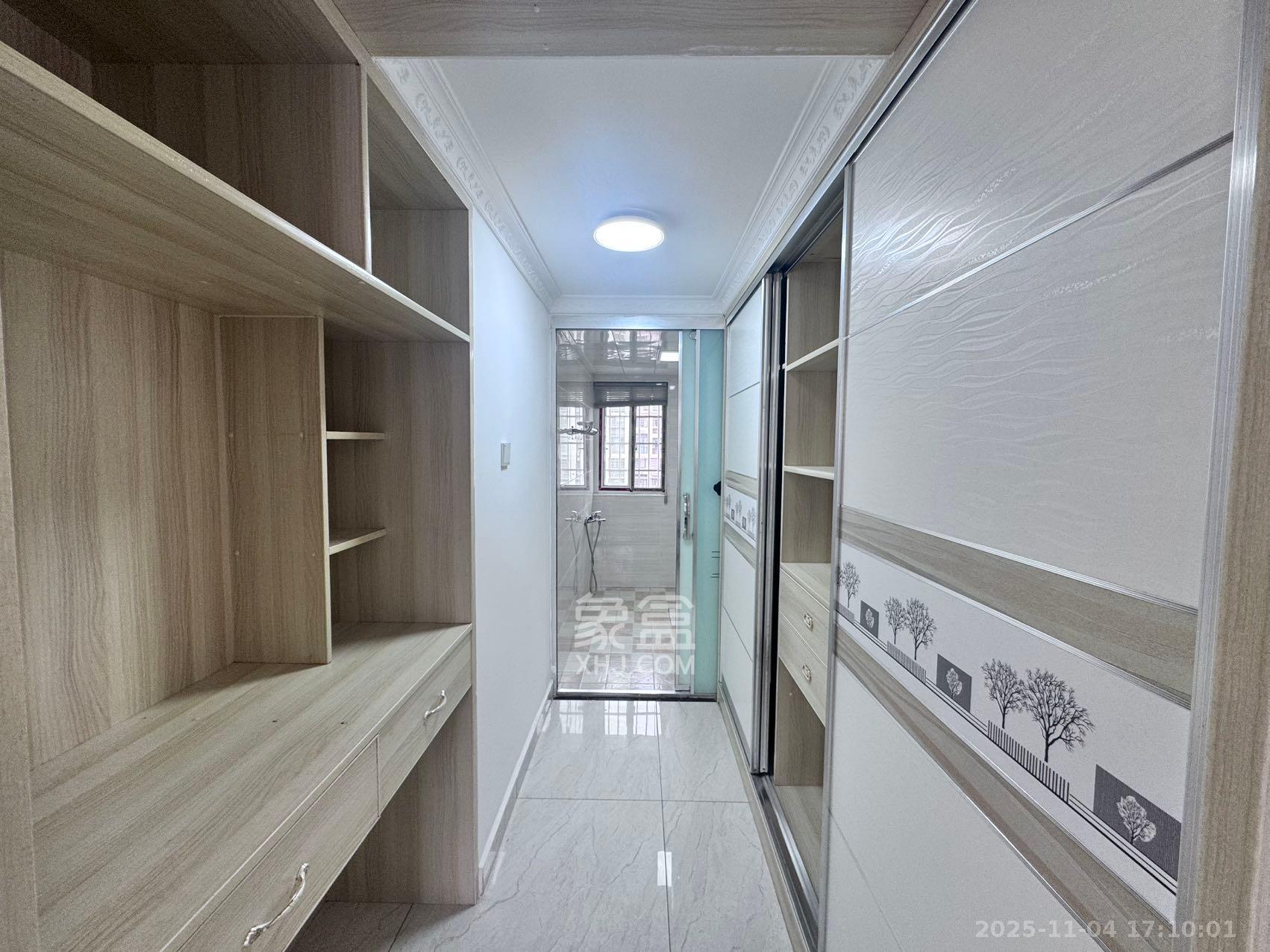 桥头家苑一期 3室2厅2卫 2000.0元/月 桥头家苑一期 3室2厅2卫 2000.0元/月室内图