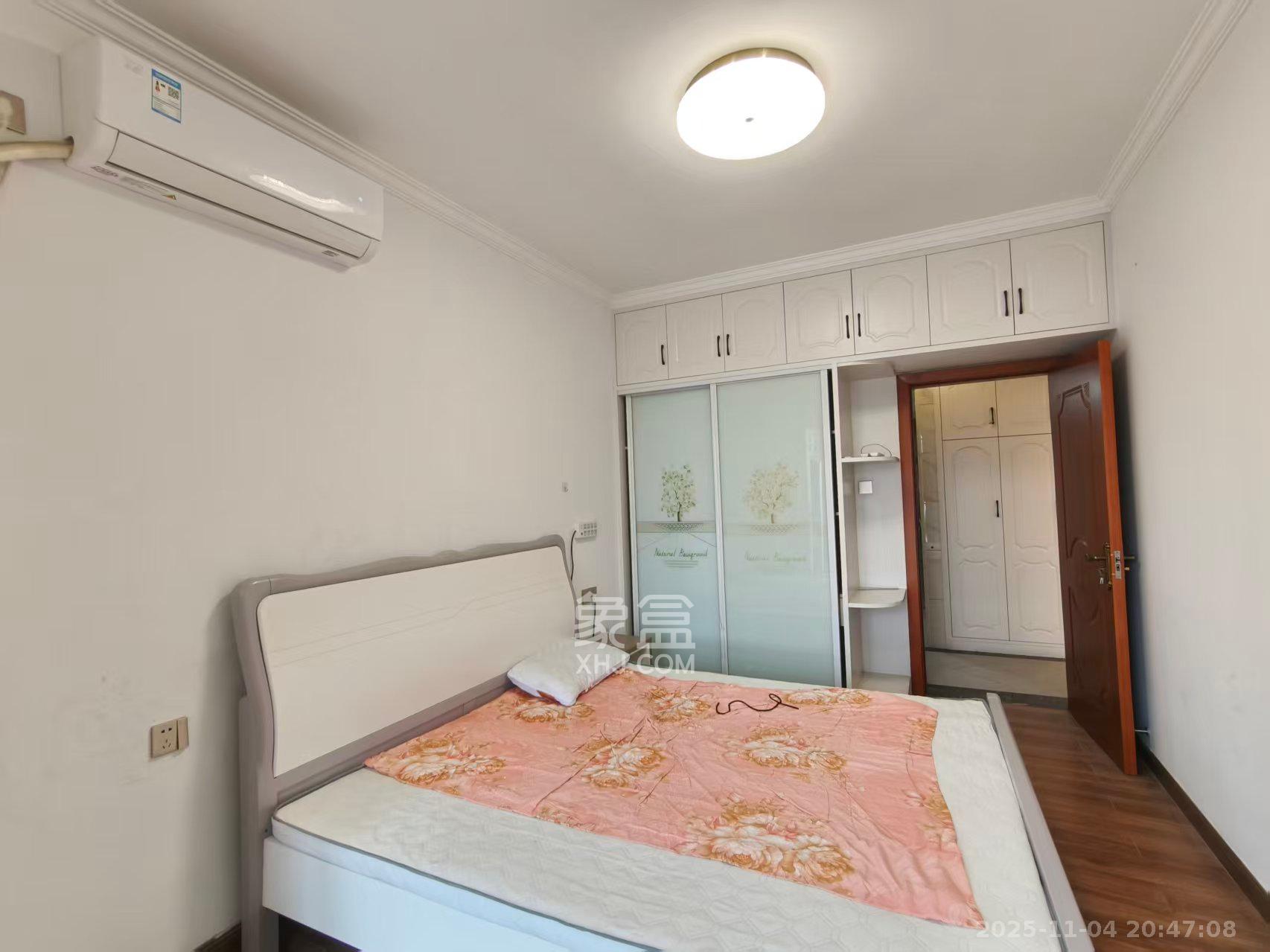 龙湖碧桂园天宸原著  3室2厅2卫    3500.0元/月室内图