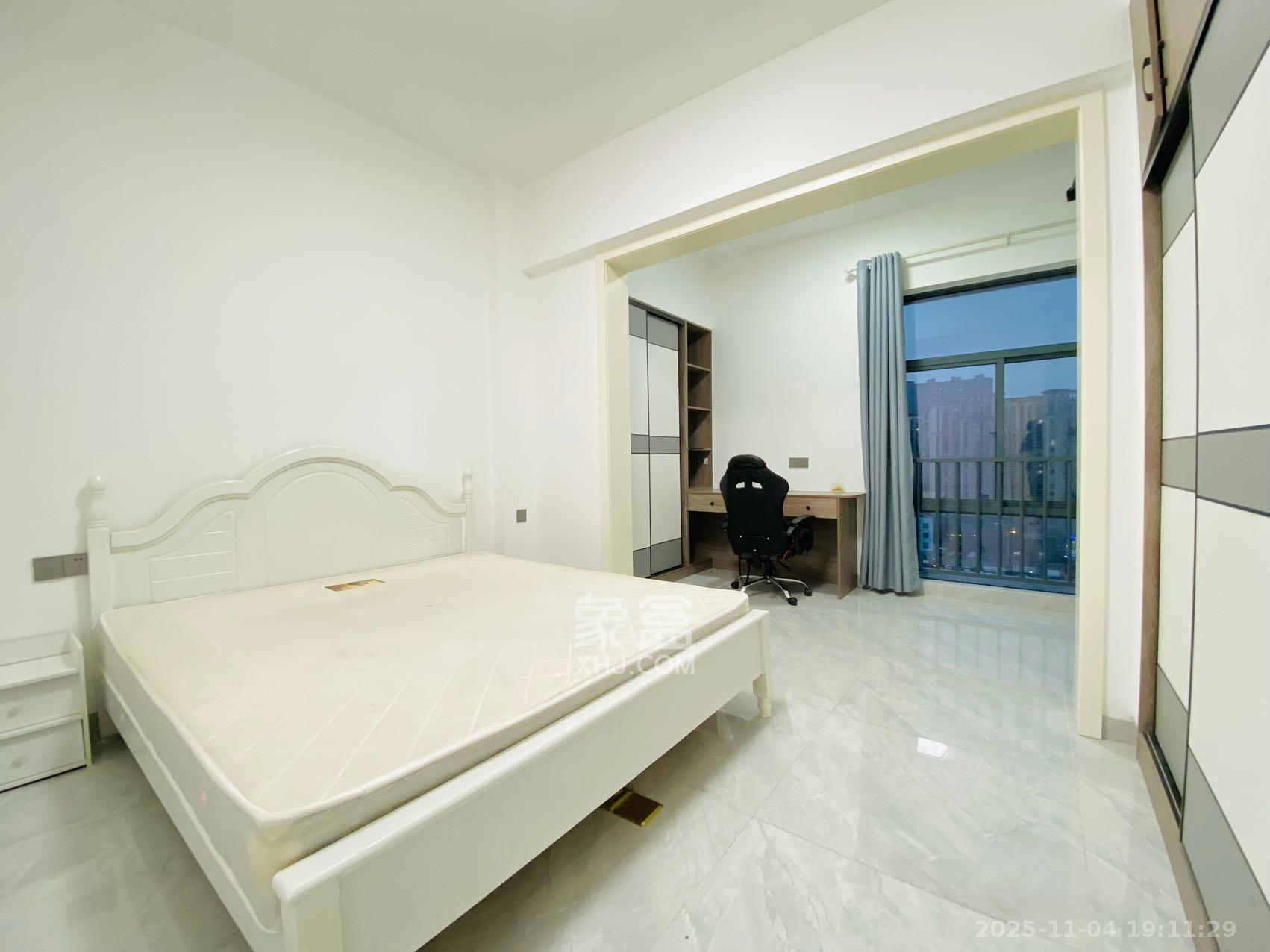 江南华府  2室1厅1卫    2400.0元/月室内图