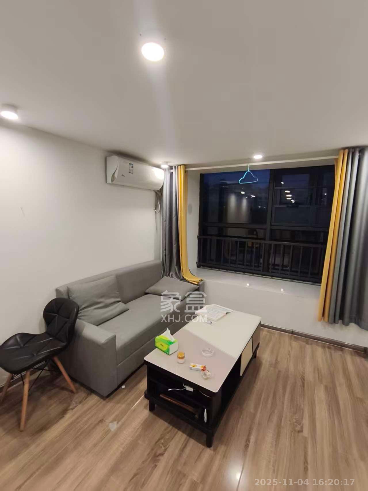 弘坤云寓 1室1厅1卫 1700.0元/月 弘坤云寓 1室1厅1卫 1700.0元/月室内图