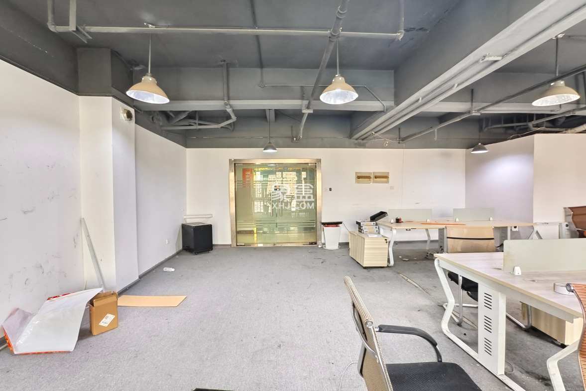 奥克斯广场 1室1厅1卫 3200.0元/月 奥克斯广场 1室1厅1卫 3200.0元/月室内图