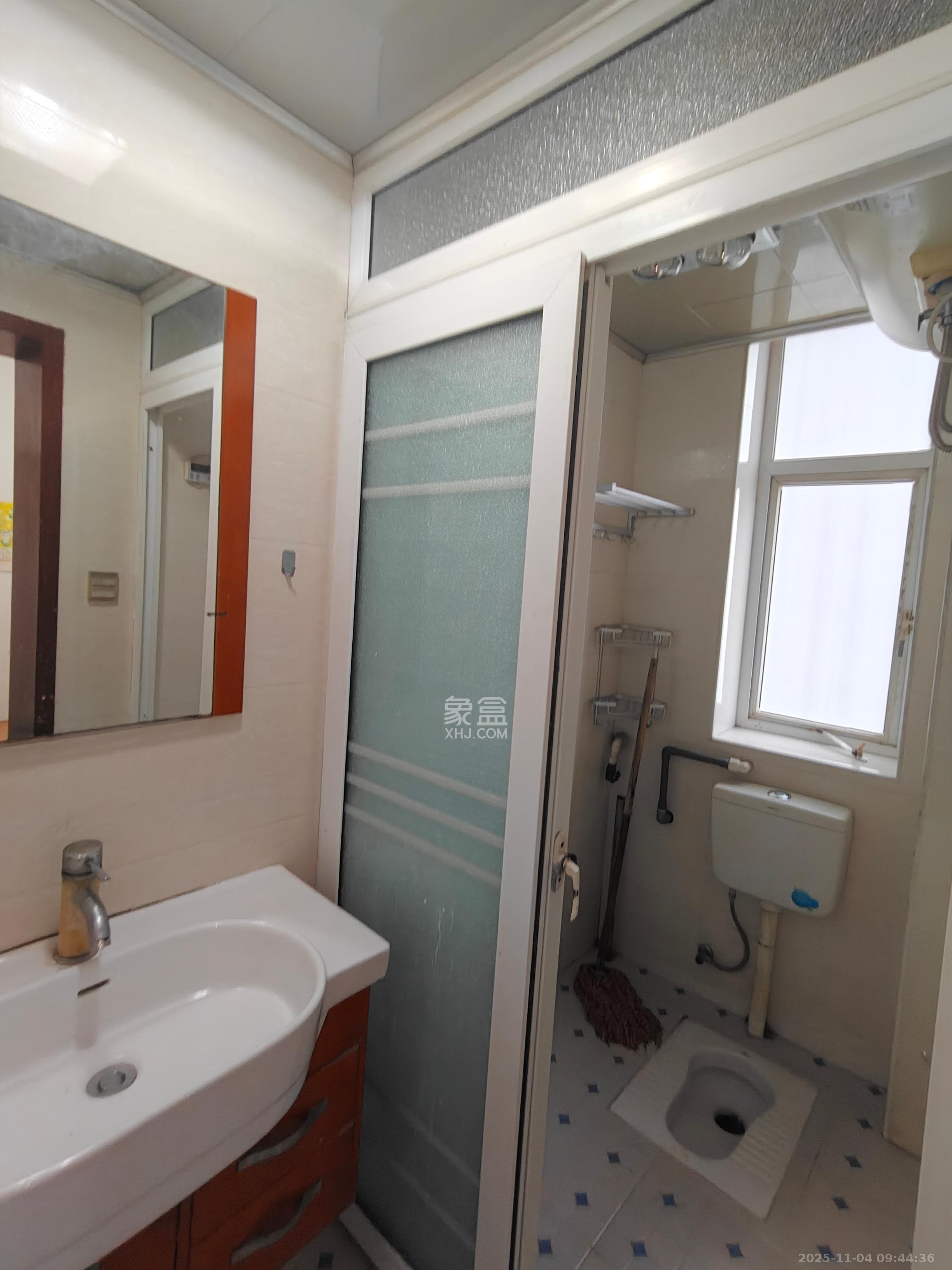 双龙警苑  3室2厅1卫    1000.0元/月室内图