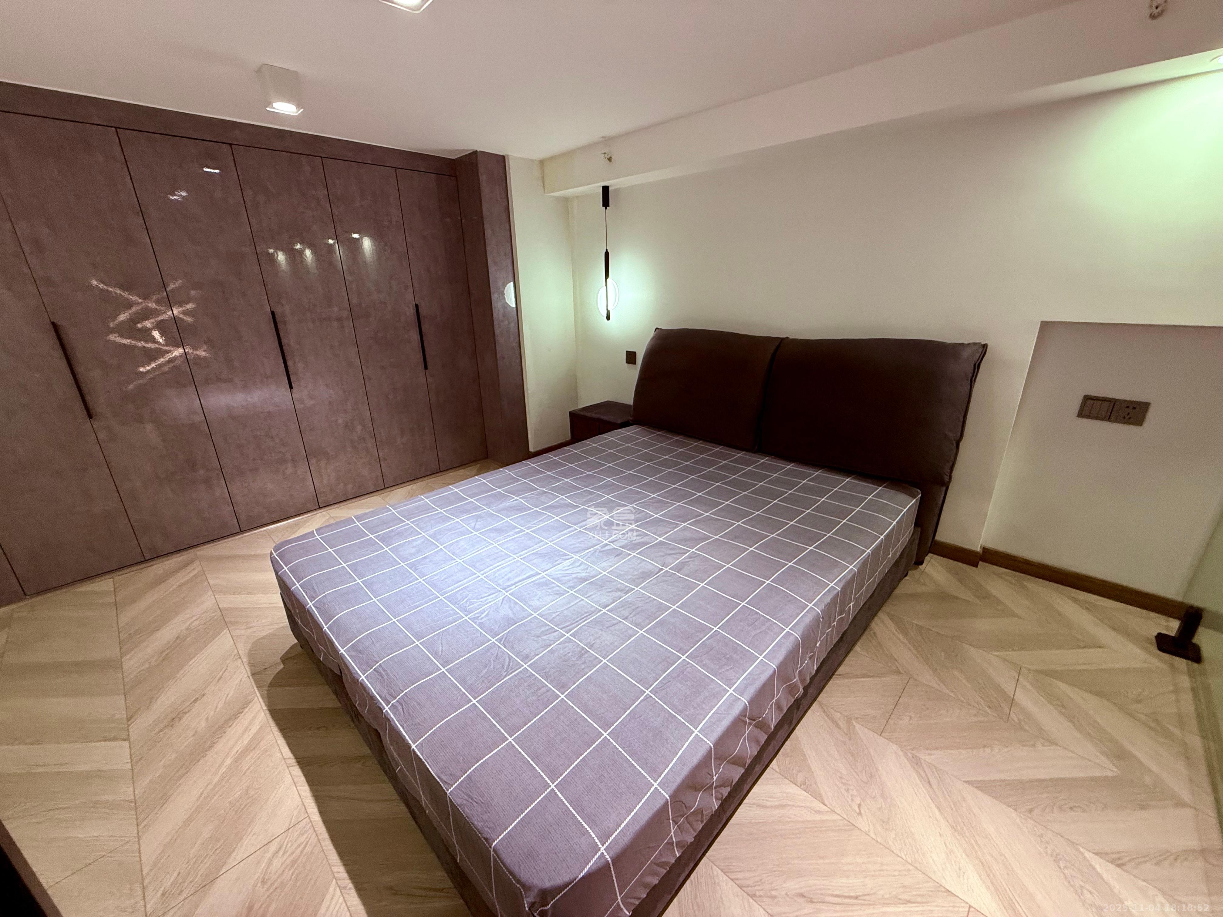 藏珑湖上公馆 1室1厅1卫 2800.0元/月 藏珑湖上公馆 1室1厅1卫 2800.0元/月室内图