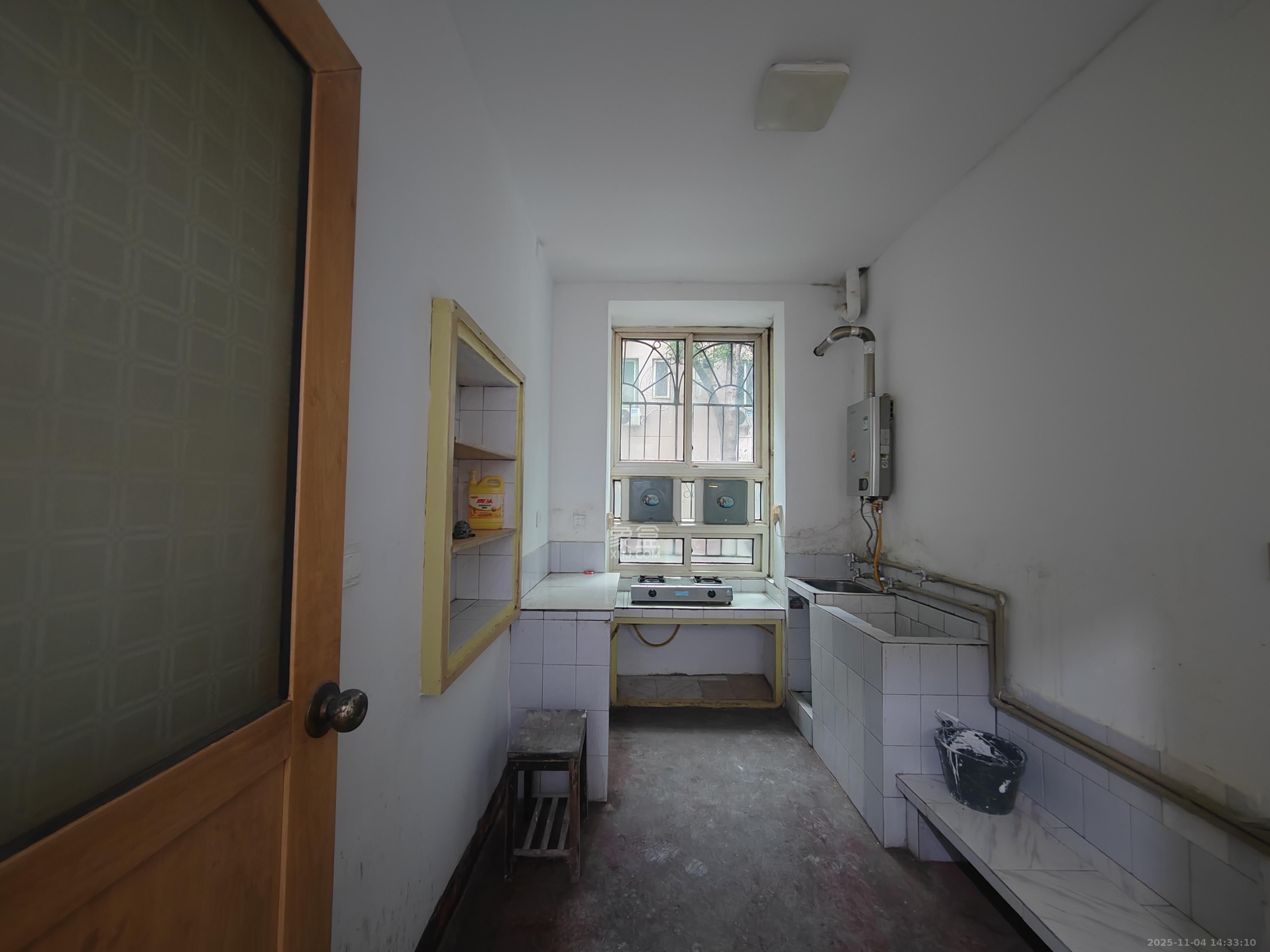 古堆山小区国家电网宿舍  3室2厅1卫    1800.0元/月室内图