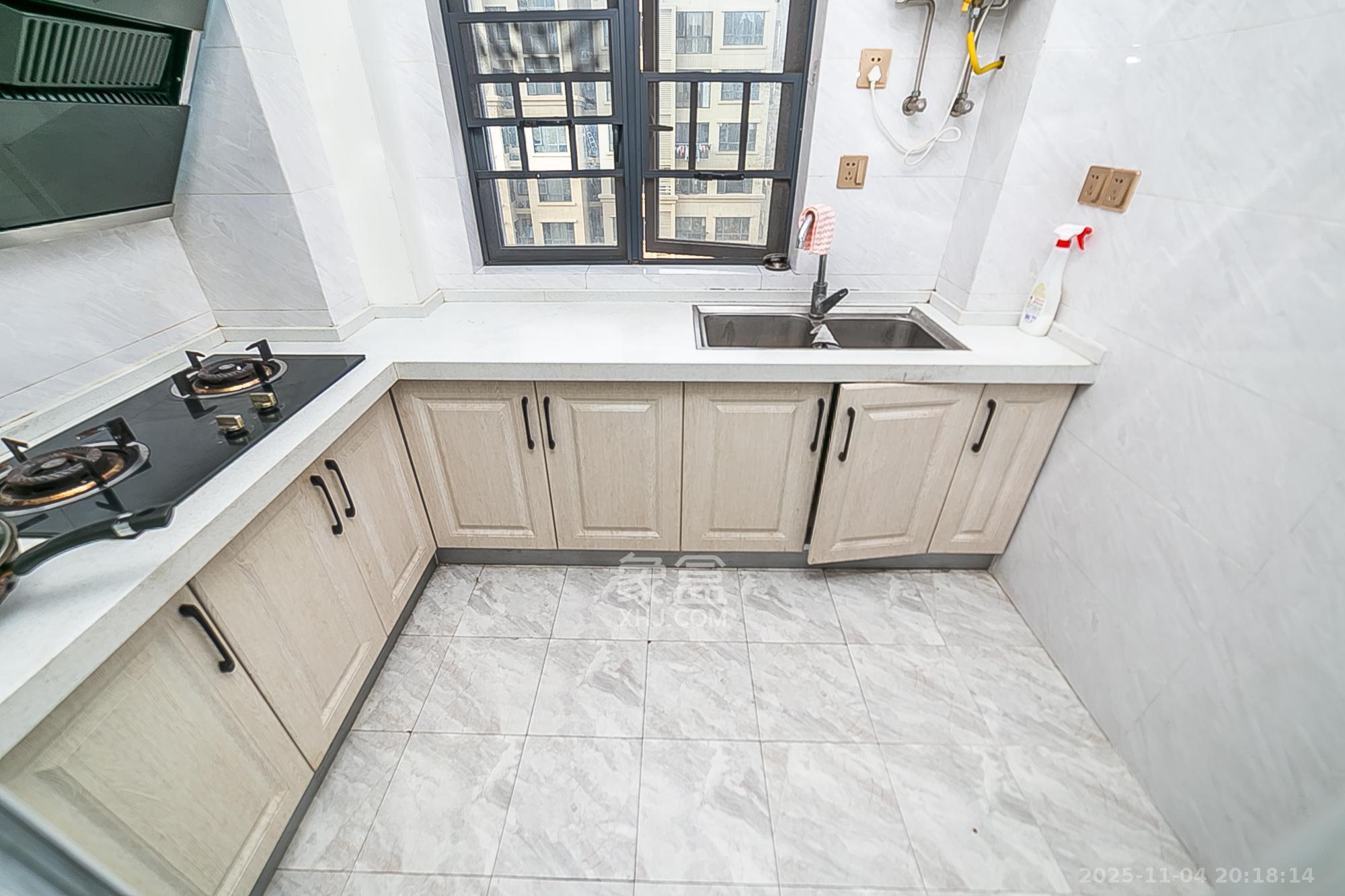 长盛岚庭  3室2厅1卫    99.0万其他