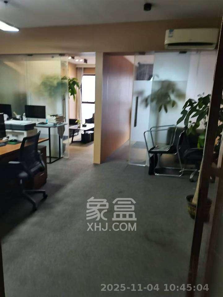 喜地时代广场（中环大厦）   65.08㎡      2400.0元/月室内图