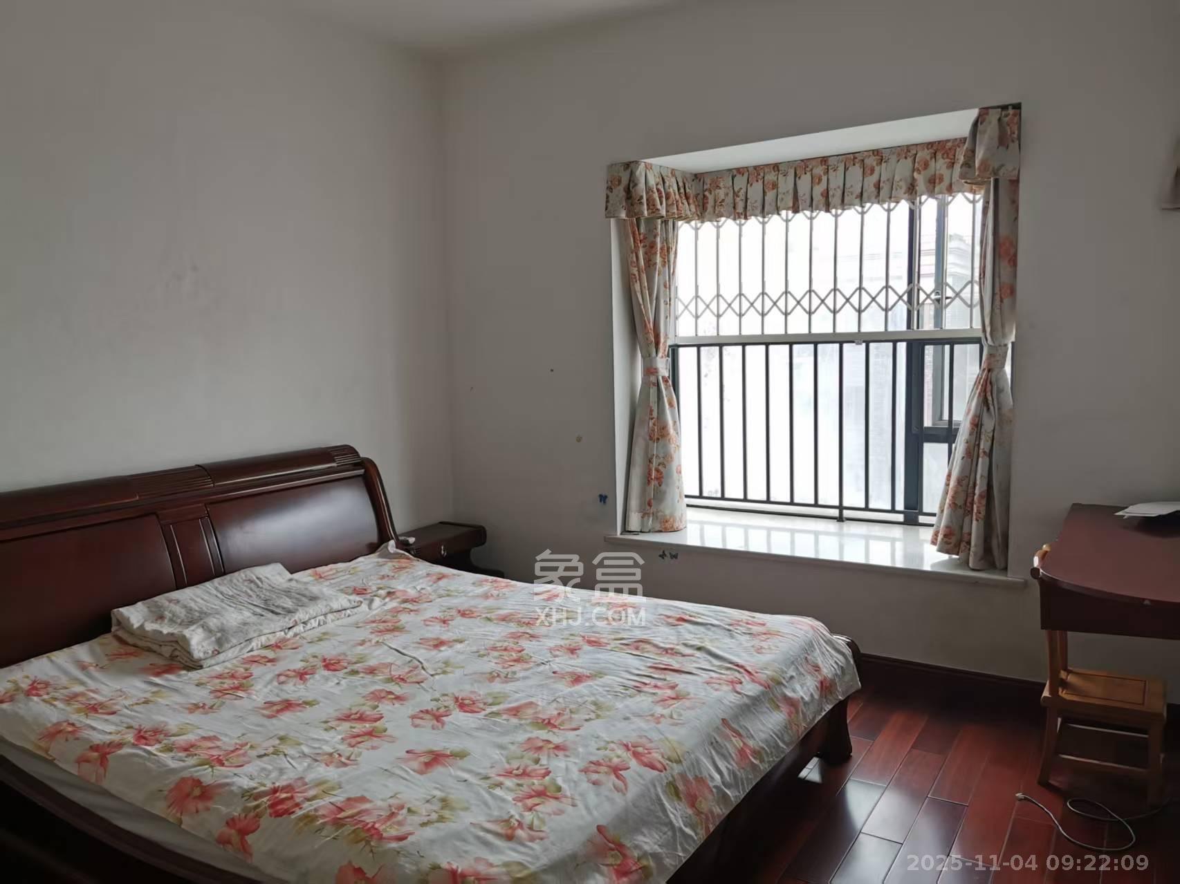 锦绣世纪  4室2厅1卫    3500.0元/月室内图