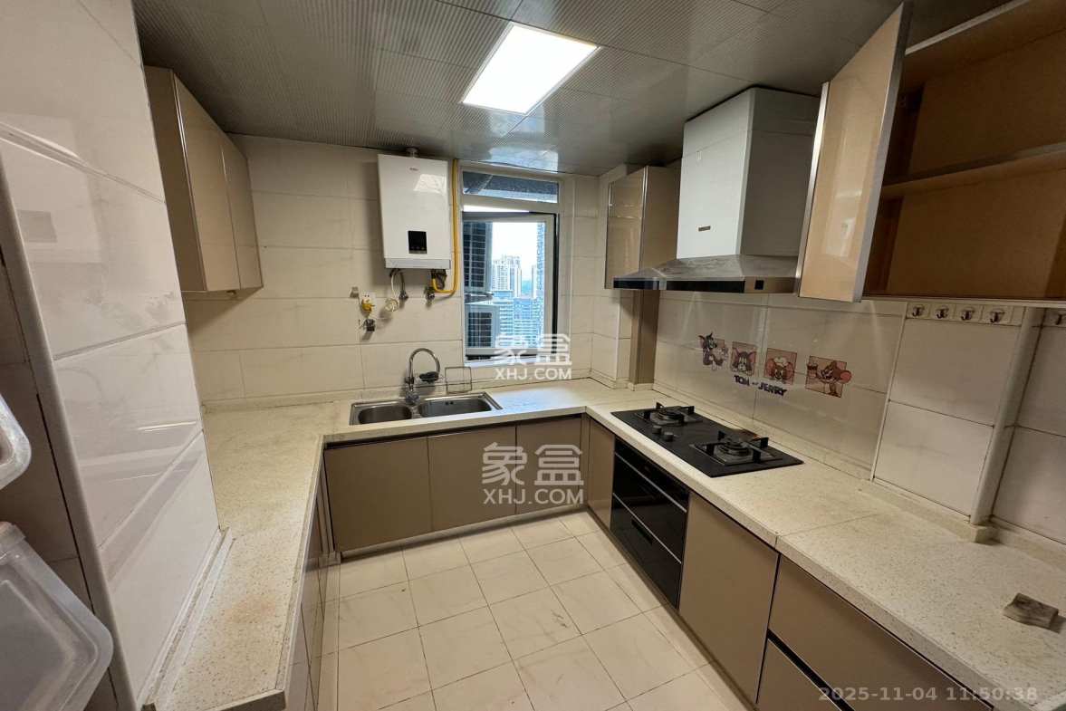 北辰定江洋 3室2厅2卫 9000.0元/月 北辰定江洋 3室2厅2卫 9000.0元/月室内图