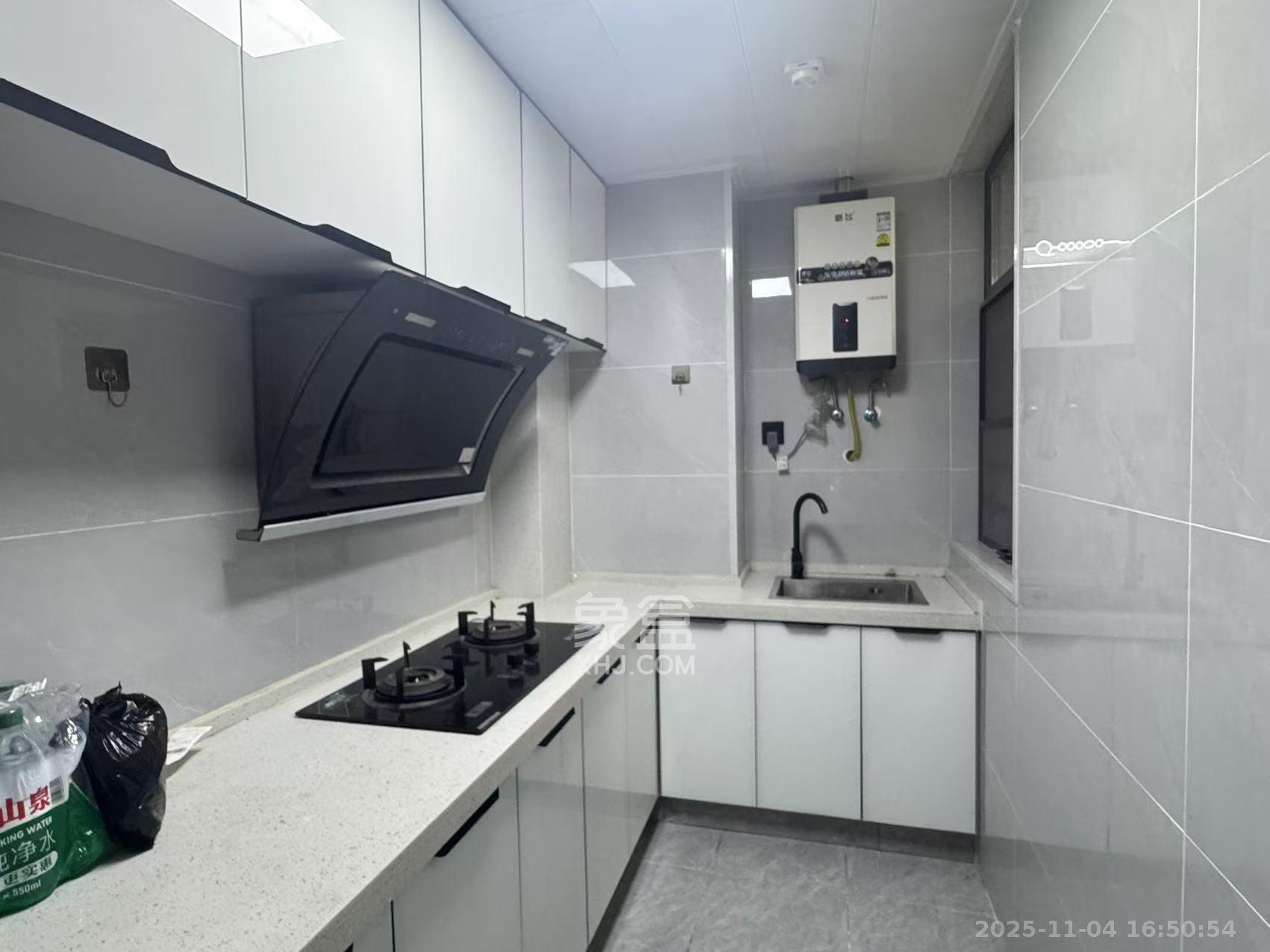 佳兆业云顶梅溪湖(佳兆业梅溪荟) 3室2厅2卫 2800.0元/月 佳兆业云顶梅溪湖(佳兆业梅溪荟) 3室2厅2卫 2800.0元/月室内图