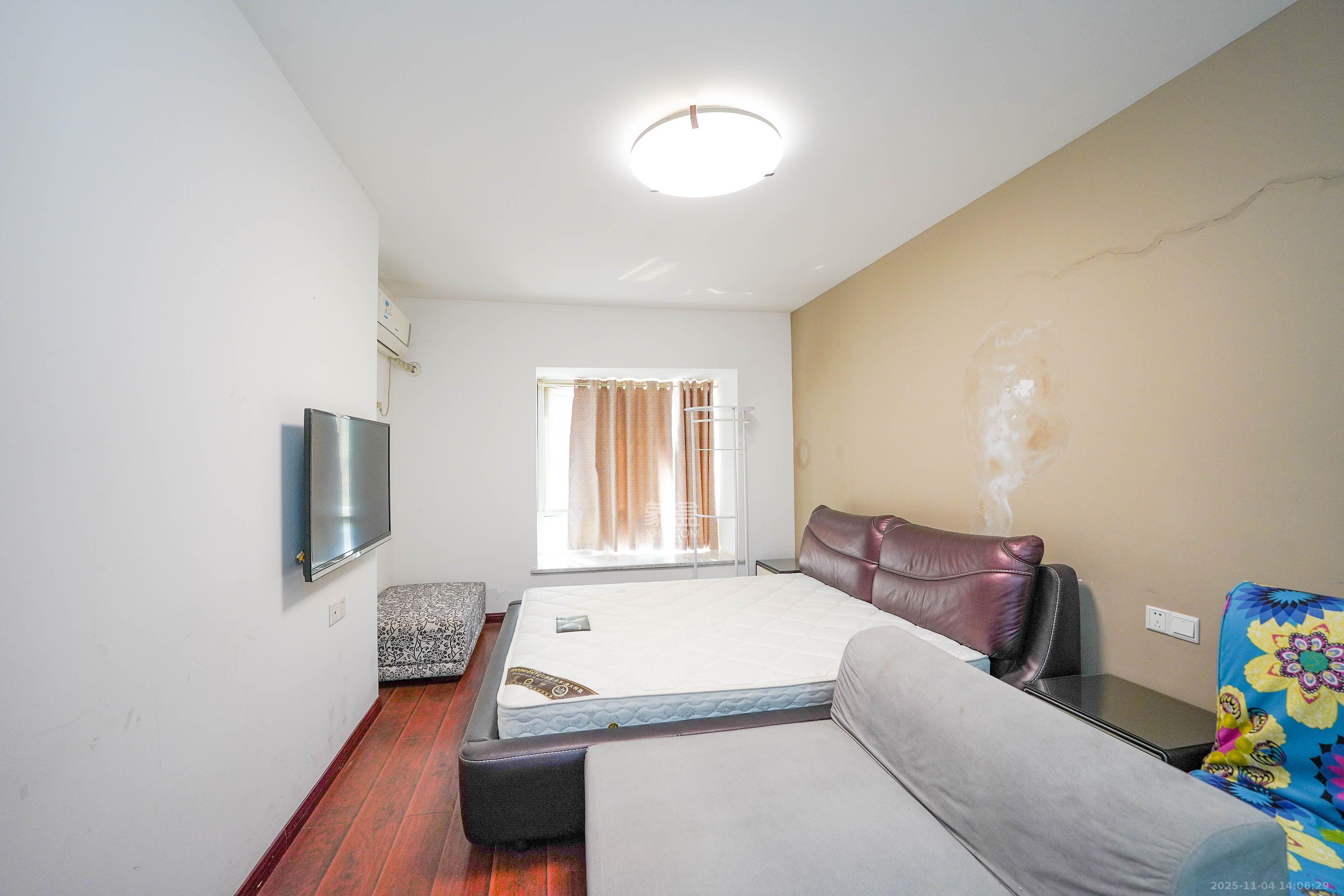 嘉华城（一期）  3室2厅2卫    2500.0元/月室内图