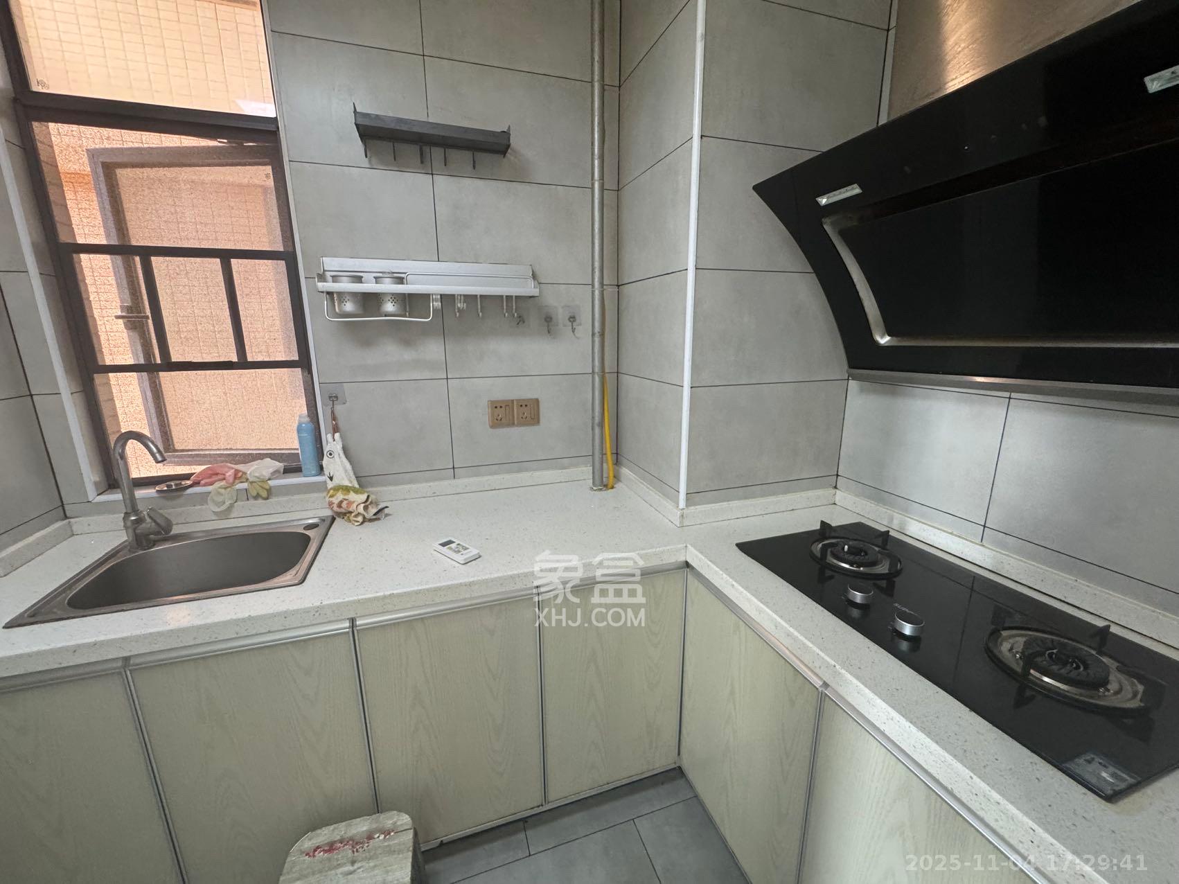 水墨林溪  3室2厅1卫    2200.0元/月室内图