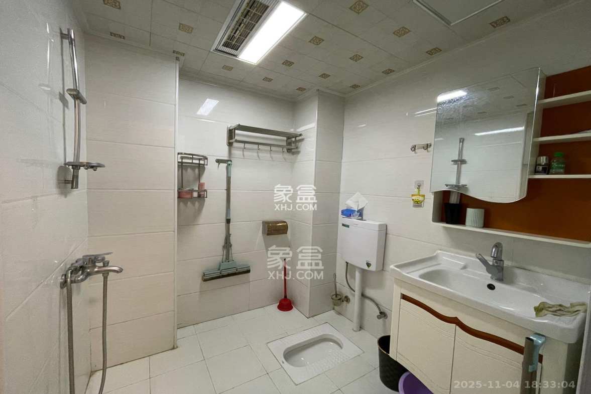 中南红领邦(红星嘉和苑) 1室1厅1卫 1400.0元/月 中南红领邦(红星嘉和苑) 1室1厅1卫 1400.0元/月室内图