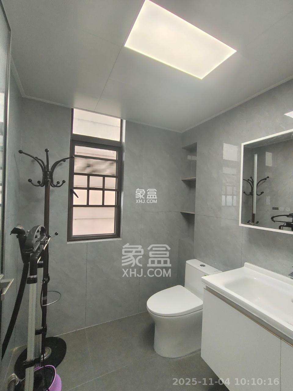 福天星中心(福天星雅苑) 4室2厅2卫 3200.0元/月 福天星中心(福天星雅苑) 4室2厅2卫 3200.0元/月室内图