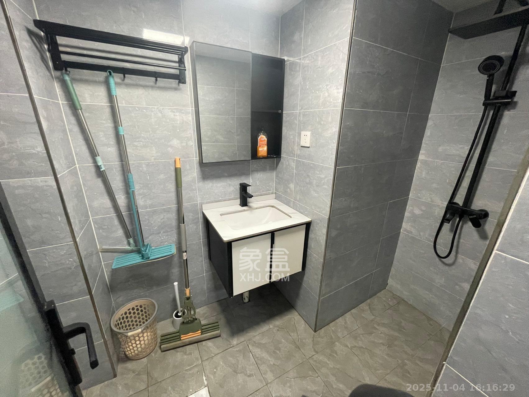 鑫远揽悦(鑫远和城三期) 1室0厅0卫 1550.0元/月 鑫远揽悦(鑫远和城三期) 1室0厅0卫 1550.0元/月室内图