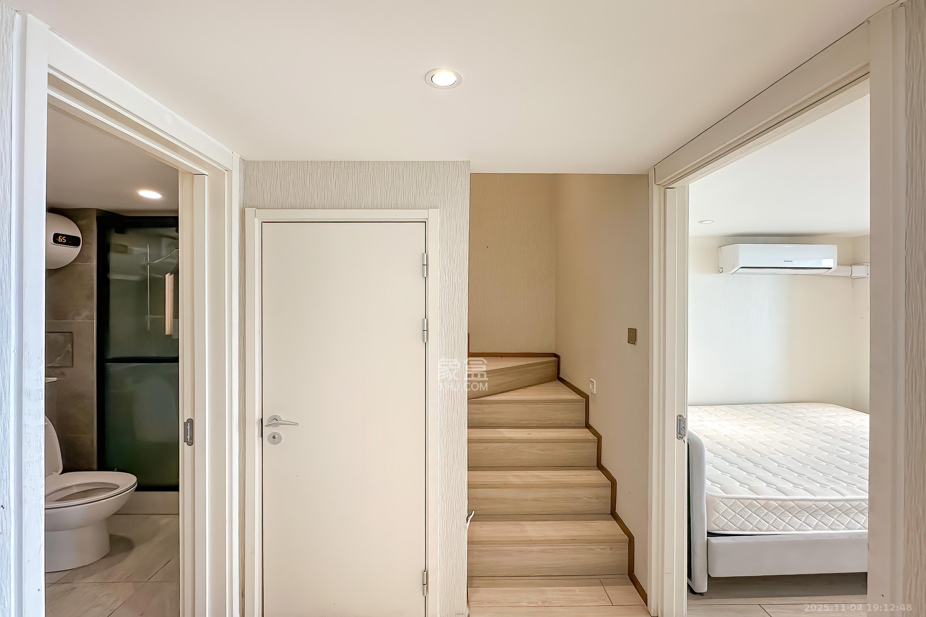 华远华时代  3室2厅2卫    98.0万其他