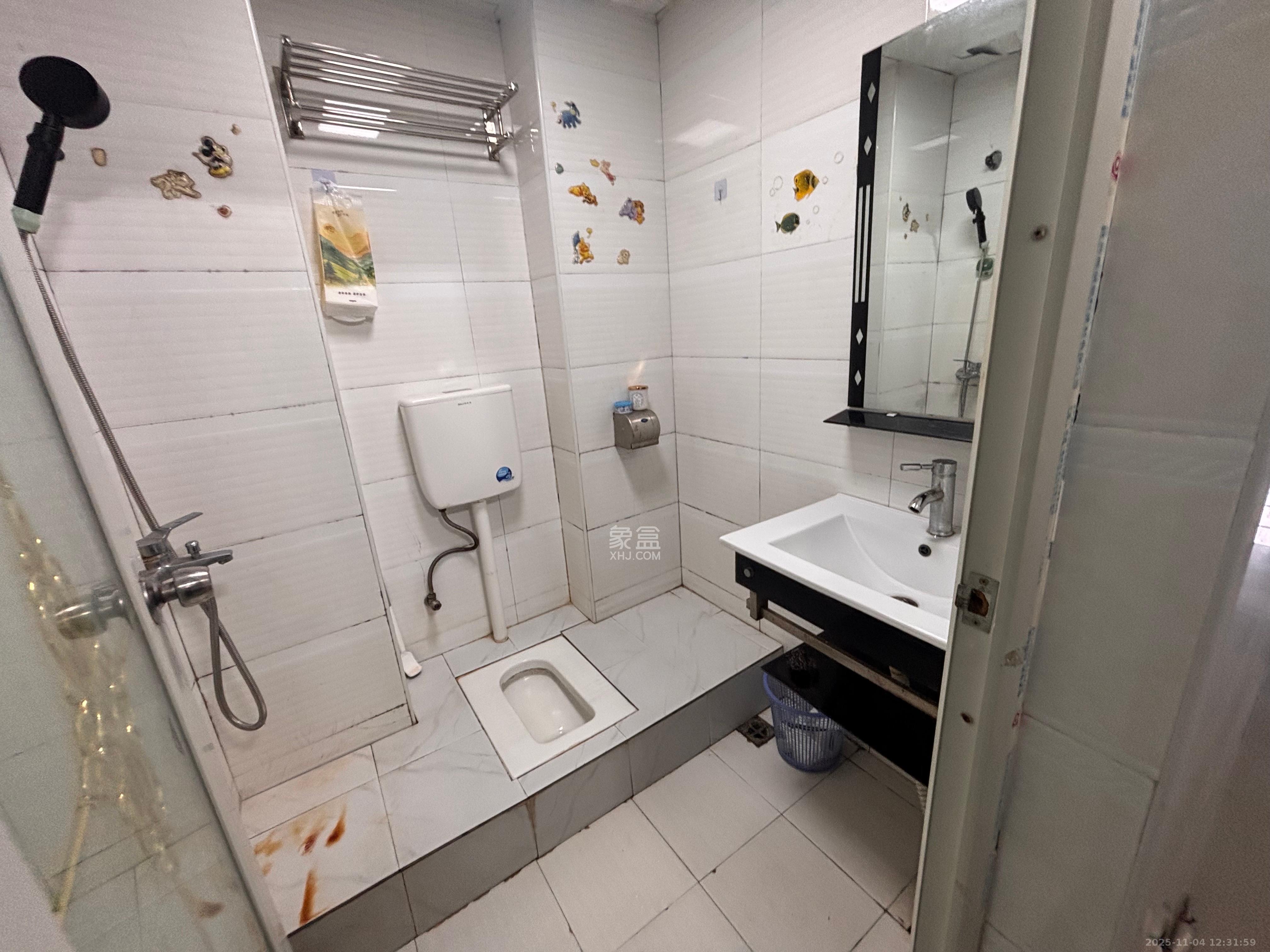 华府壹航线 1室1厅1卫 1400.0元/月 华府壹航线 1室1厅1卫 1400.0元/月室内图