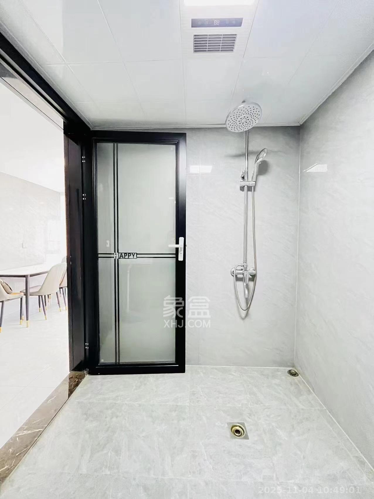 启迪协信中心  2室1厅1卫    2400.0元/月室内图