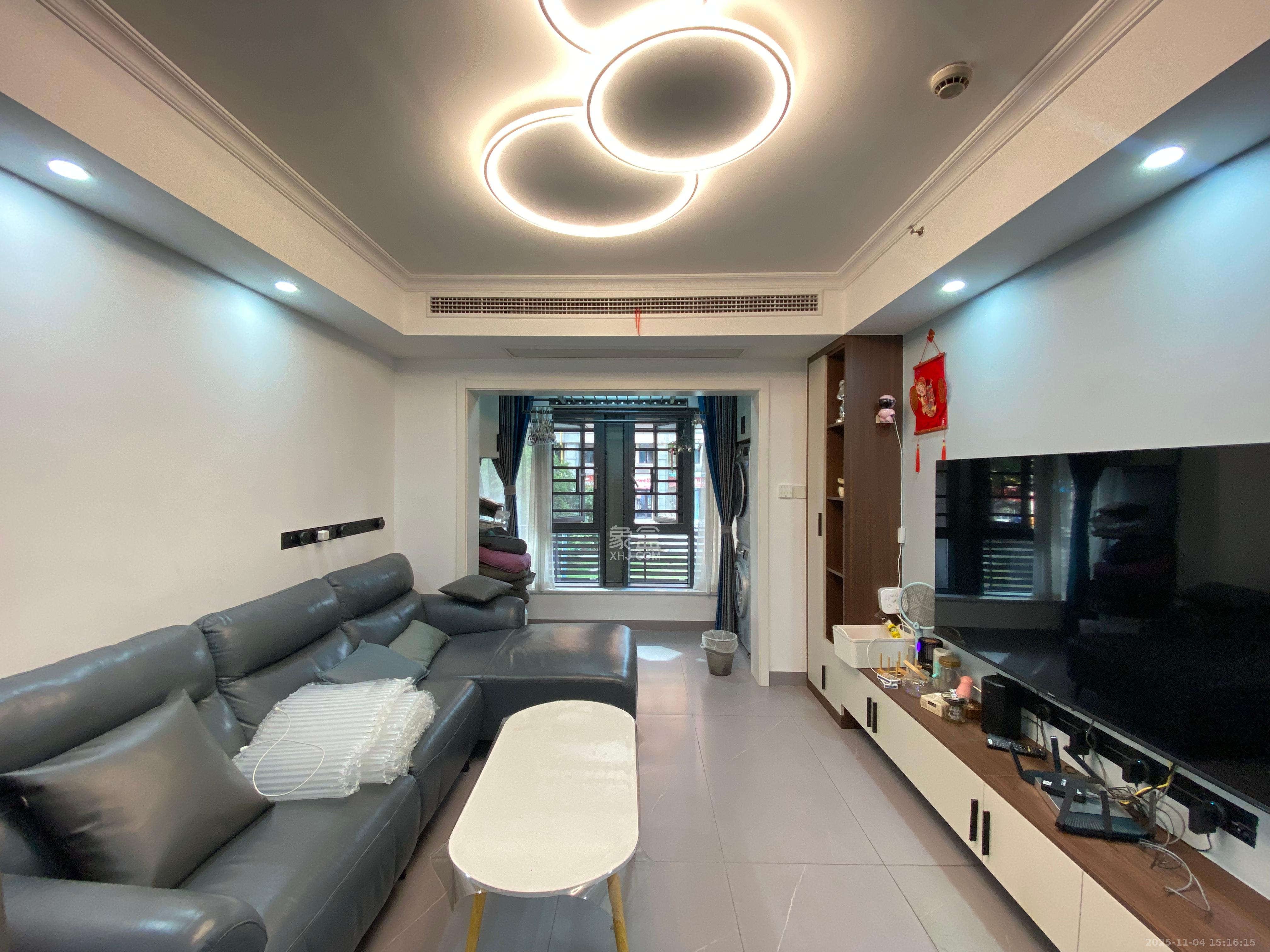 鑫远揽悦（鑫远和城三期）  2室1厅1卫    2400.0元/月