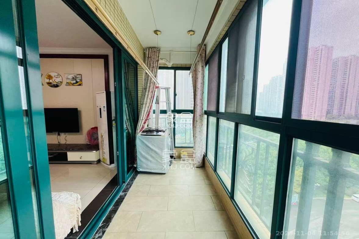 恒大御景湾 3室2厅1卫 3200.0元/月 恒大御景湾 3室2厅1卫 3200.0元/月室内图