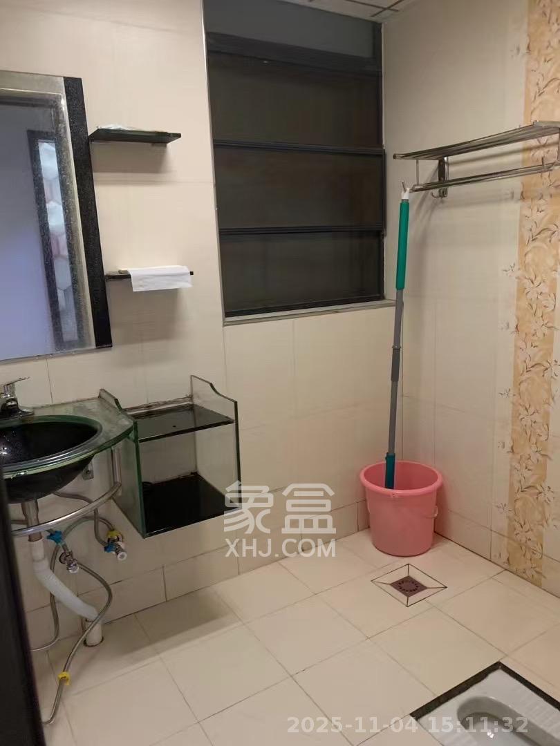 幸福里润城(幸福里二期) 3室2厅2卫 2000.0元/月 幸福里润城(幸福里二期) 3室2厅2卫 2000.0元/月室内图