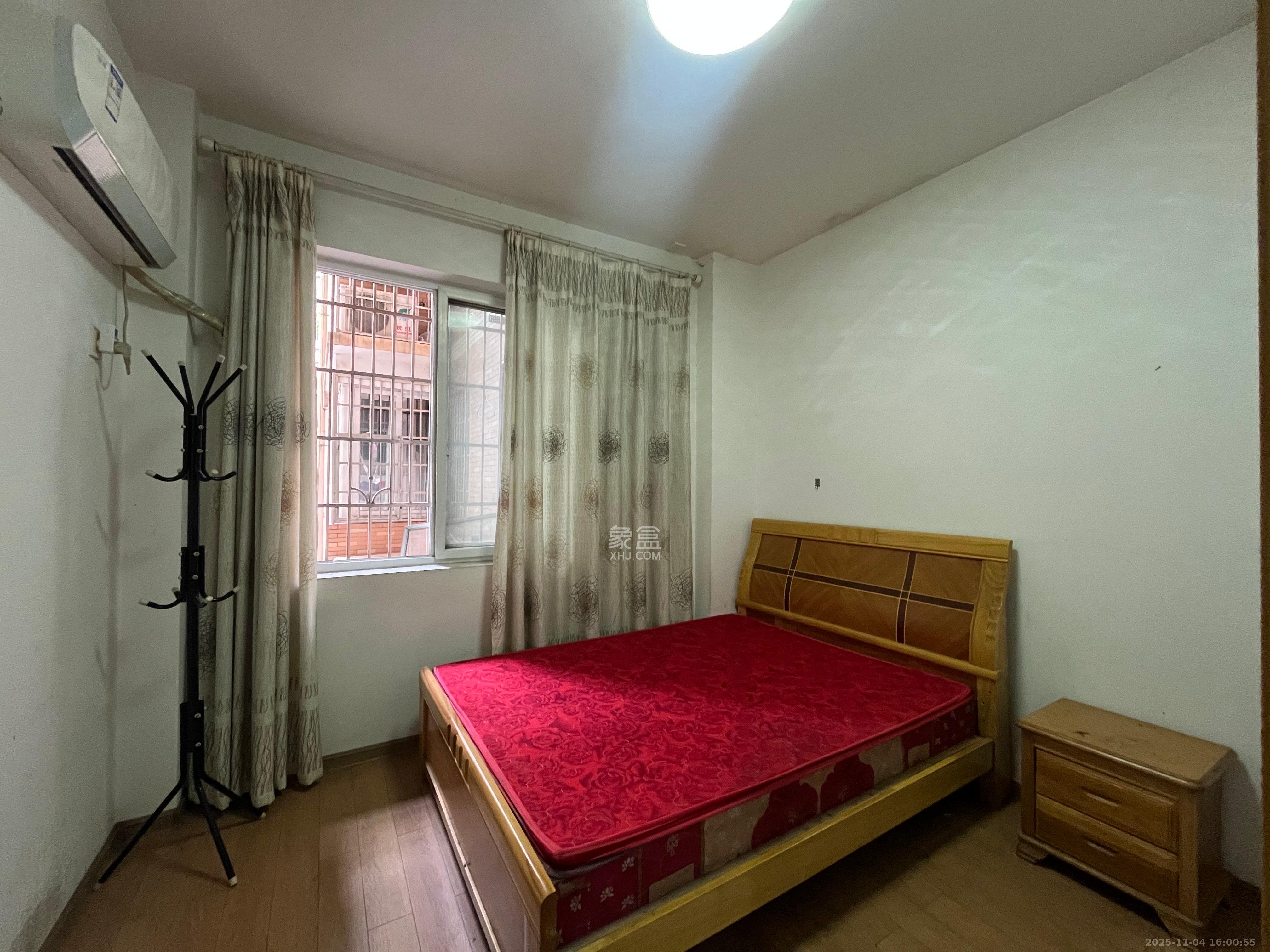 星城国际  3室2厅2卫    1500.0元/月室内图