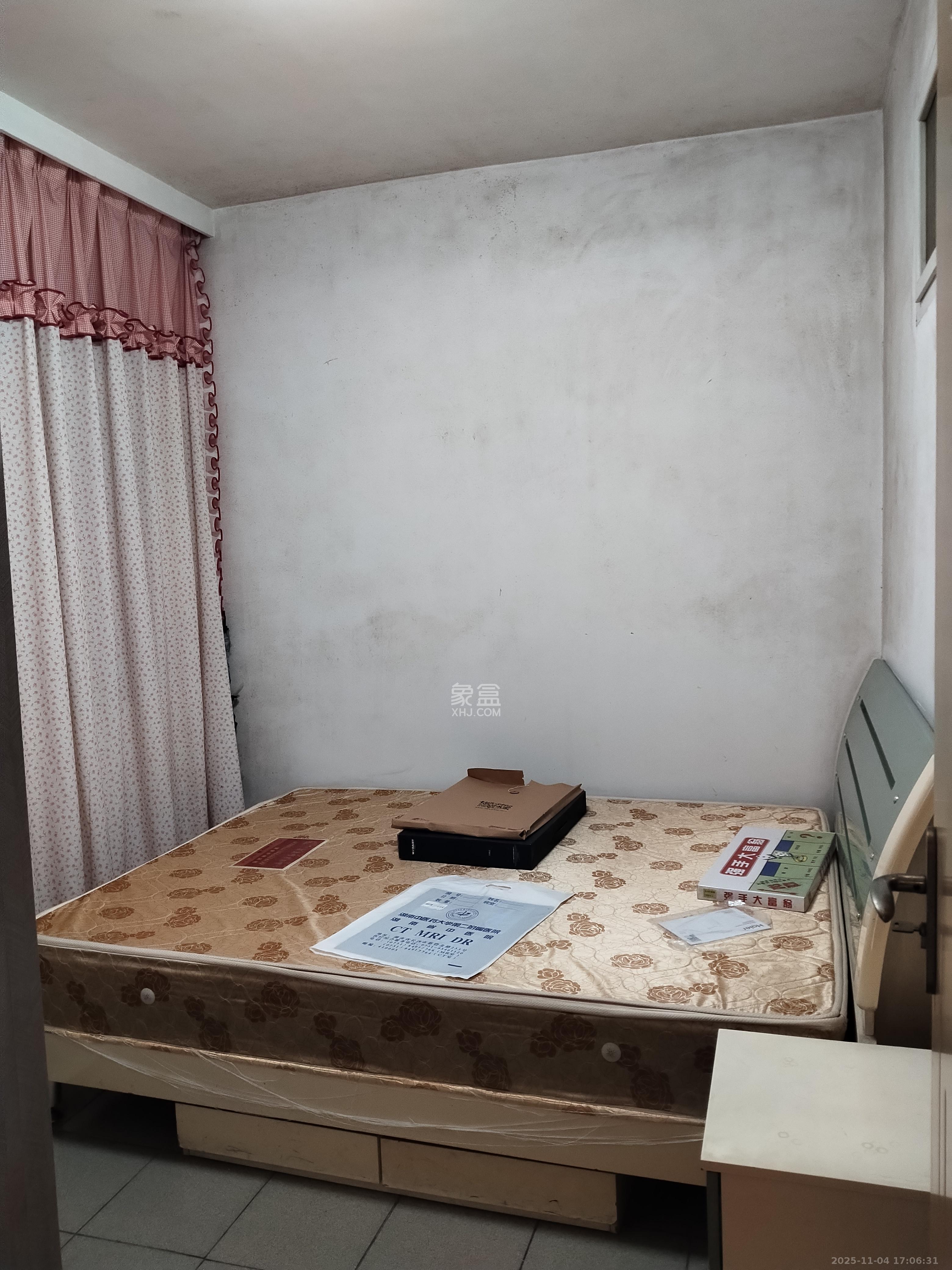 便河边社区  3室2厅1卫    2100.0元/月室内图