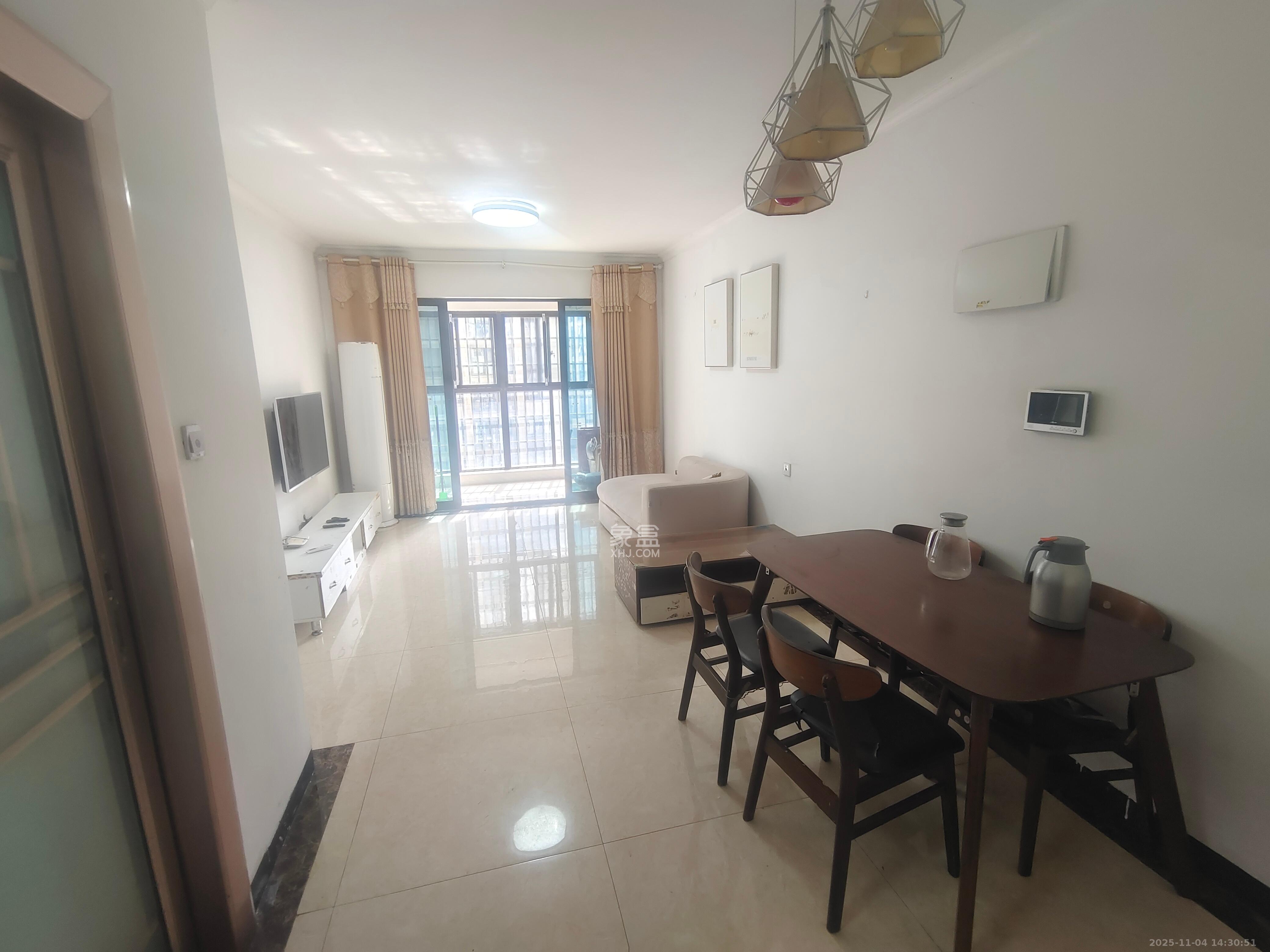 奥克斯缔壹城  3室2厅1卫    2000.0元/月室内图