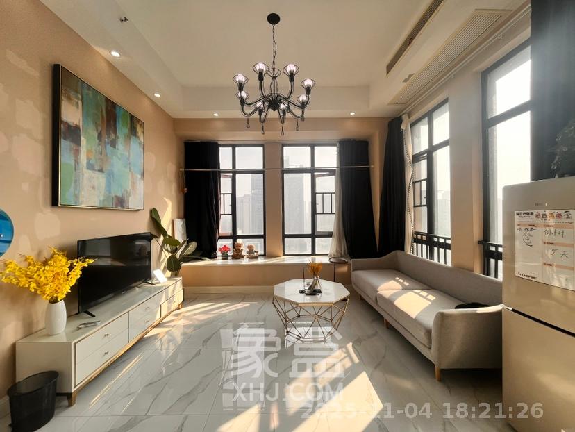 荣悦台  1室1厅1卫    2500.0元/月室内图1