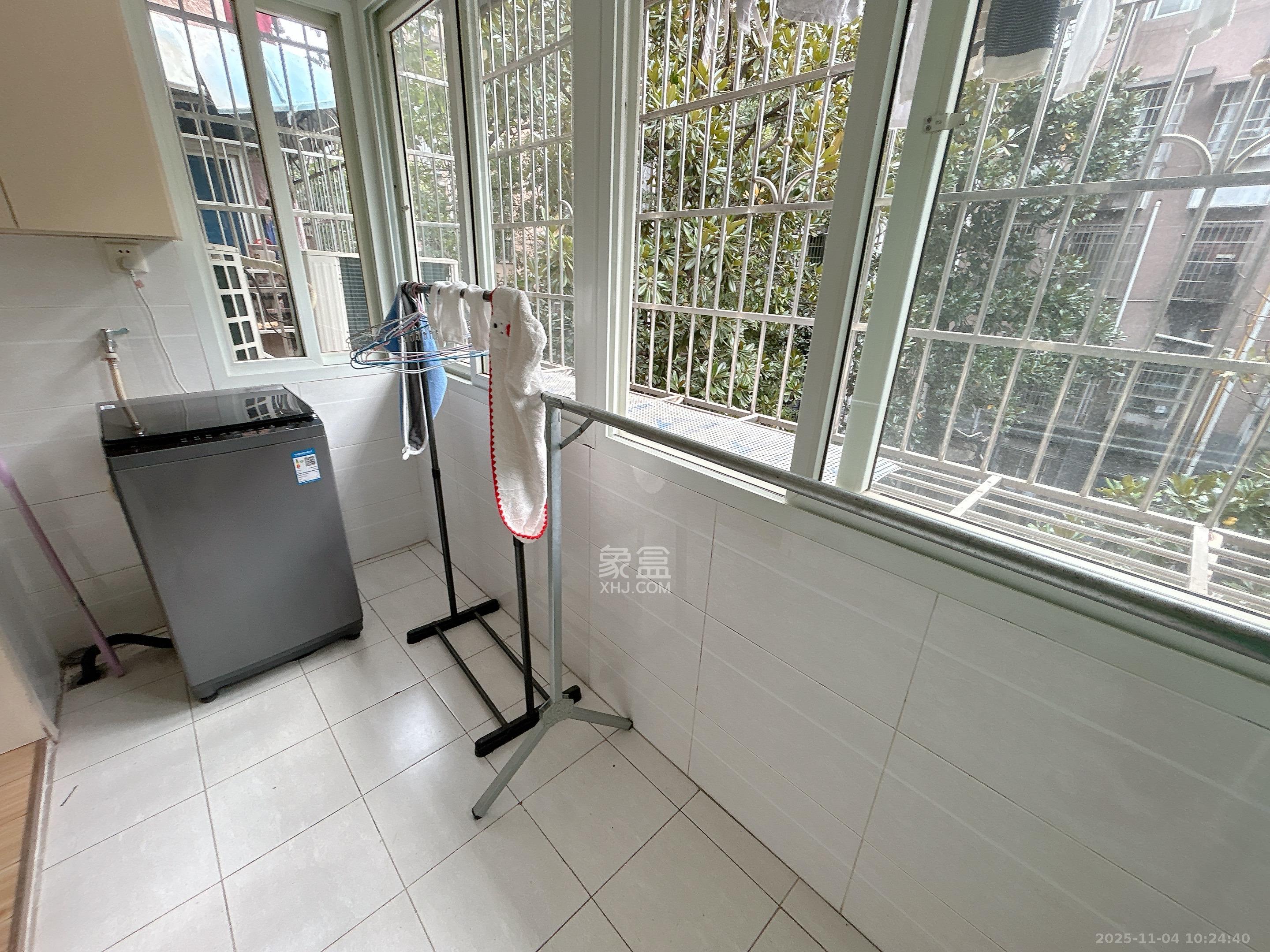 北桥新村  2室1厅1卫    1700.0元/月室内图