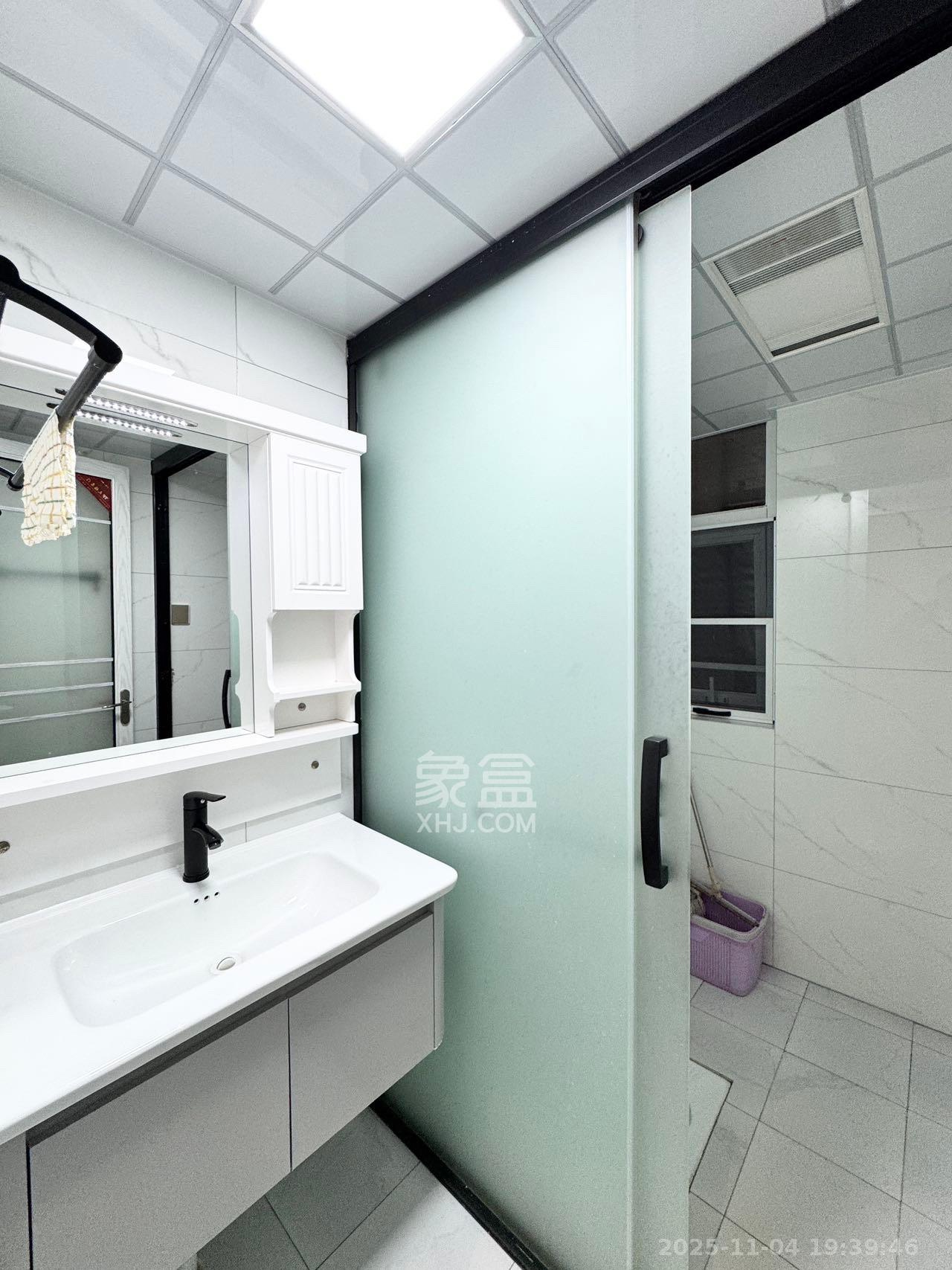 北辰三角洲C2区 3室1厅1卫 3800.0元/月 北辰三角洲C2区 3室1厅1卫 3800.0元/月室内图