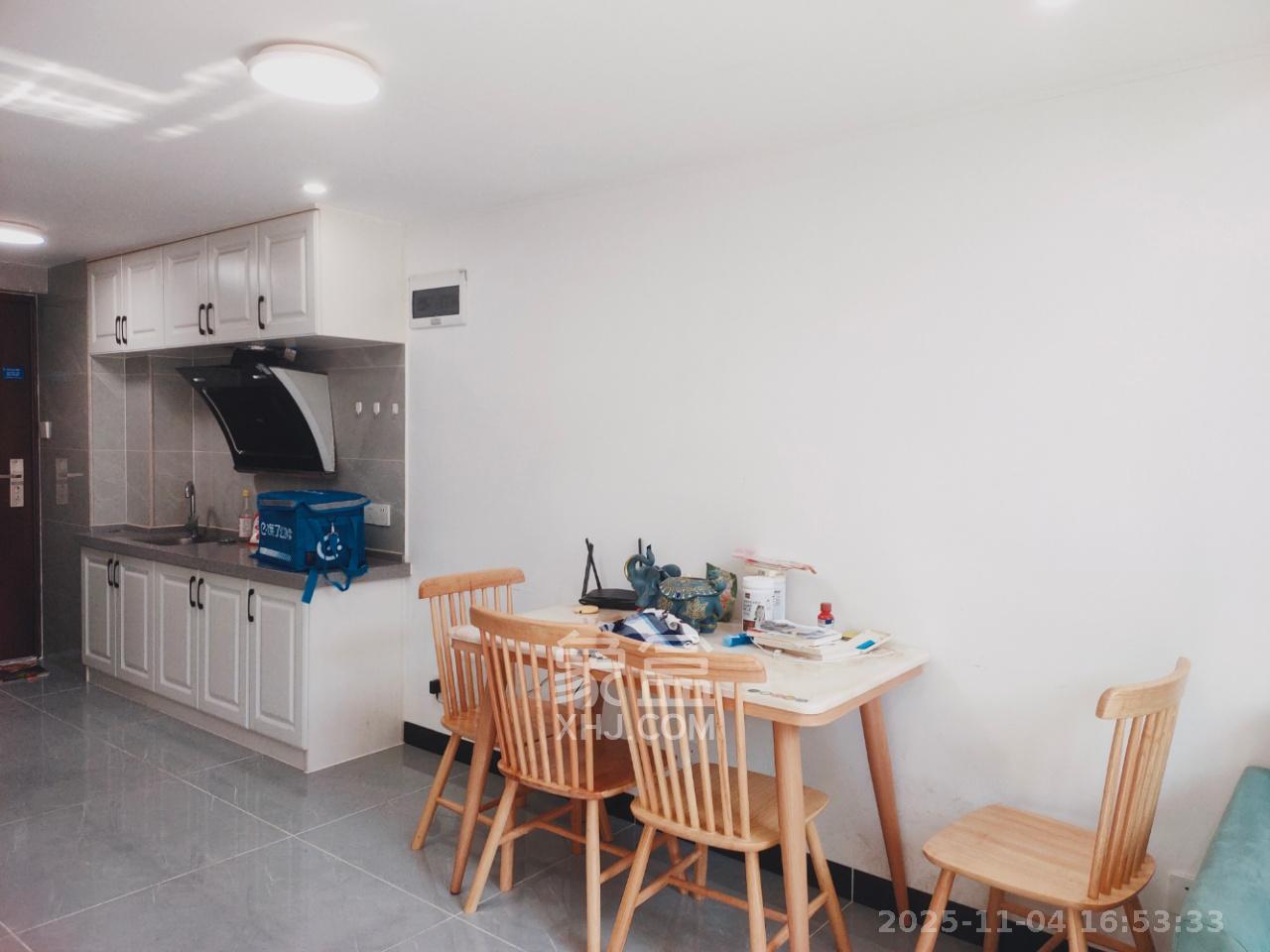 裕天国际商汇中心 1室1厅1卫 1700.0元/月 裕天国际商汇中心 1室1厅1卫 1700.0元/月室内图