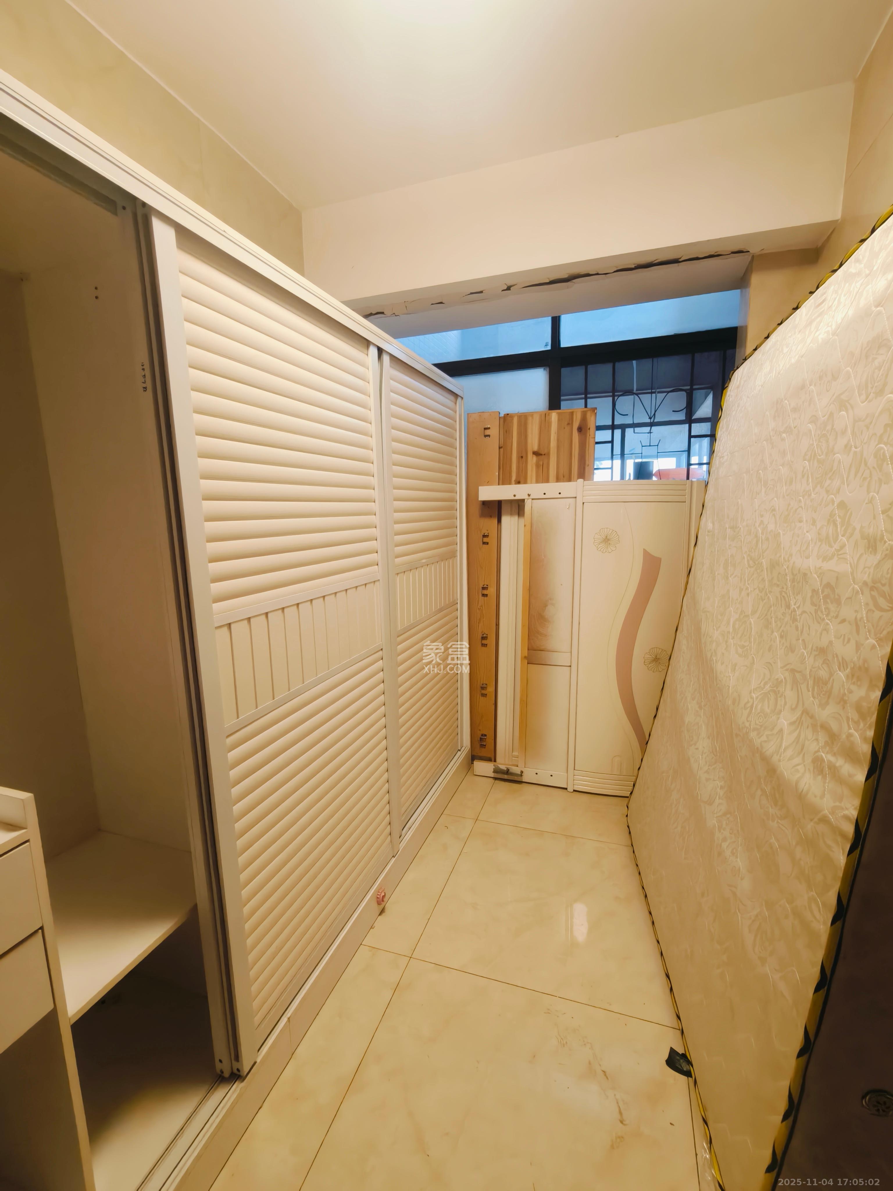 海洋半岛（月珑湾）  1室0厅0卫    3200.0元/月室内图