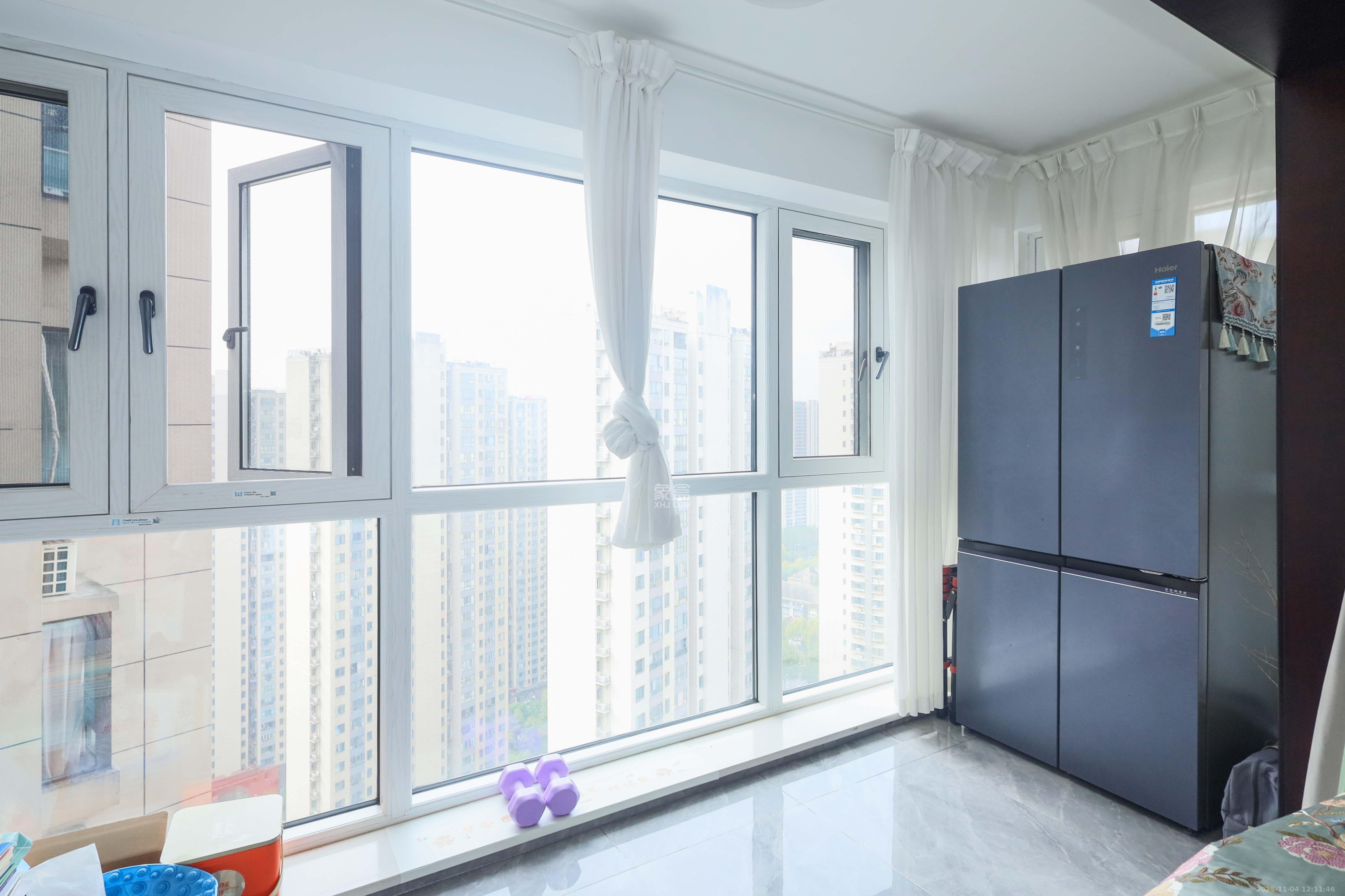 中国铁建梅溪青秀三期 4室2厅2卫 225.0万 中国铁建梅溪青秀三期 4室2厅2卫 225.0万阳台