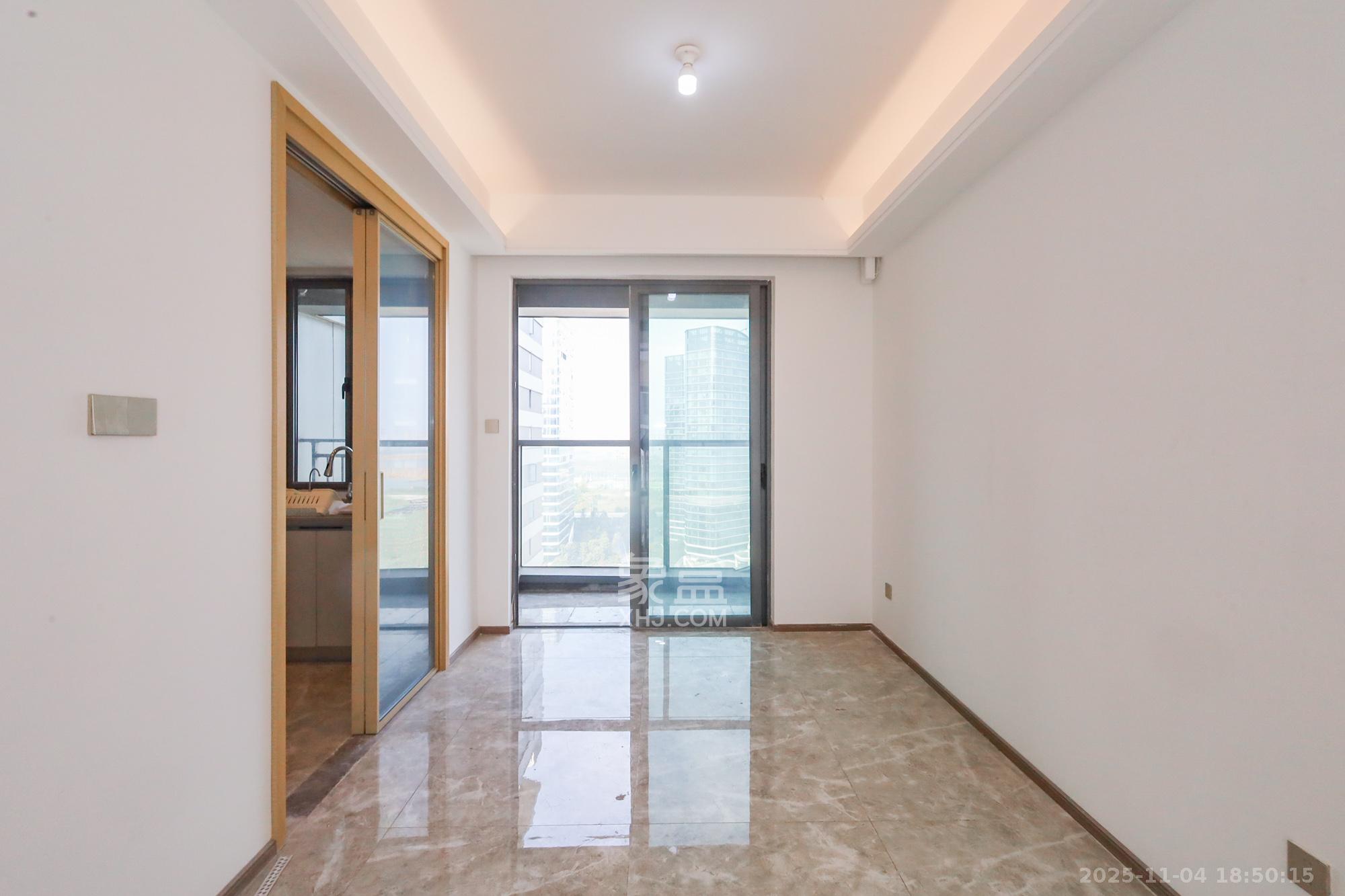 复地滨江金融中心 4室2厅2卫 212.0万 复地滨江金融中心 4室2厅2卫 212.0万其他