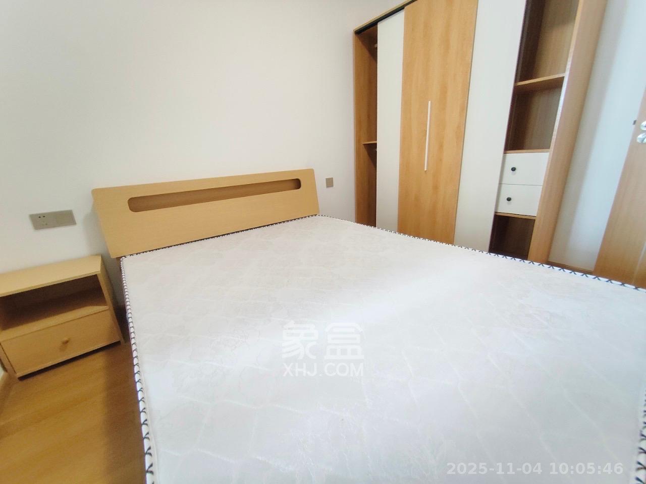 阳光城尚东湾青柠园  3室2厅1卫    2300.0元/月室内图