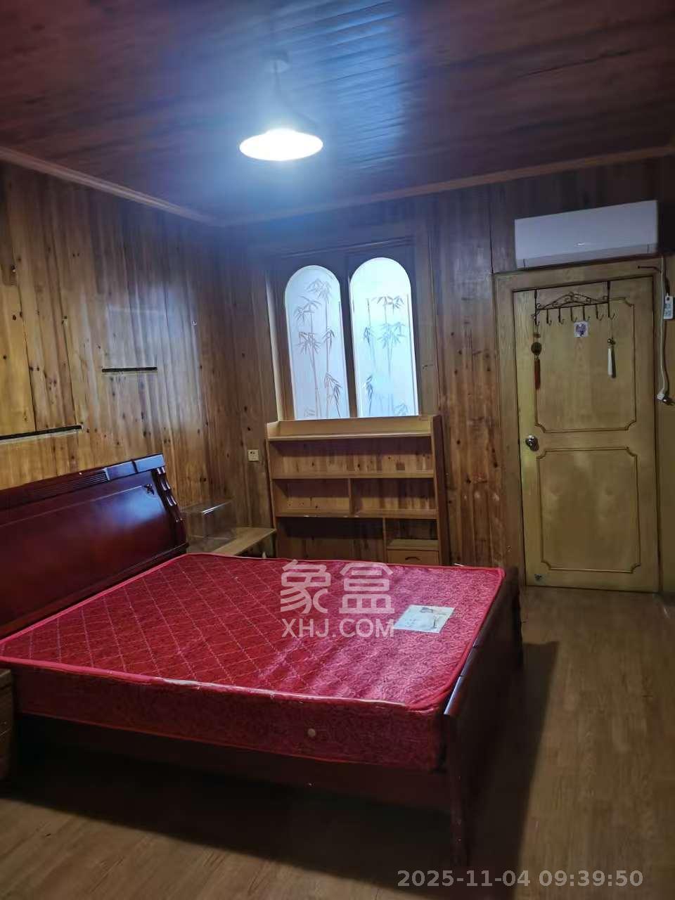 晨光花园  3室2厅1卫    2000.0元/月室内图