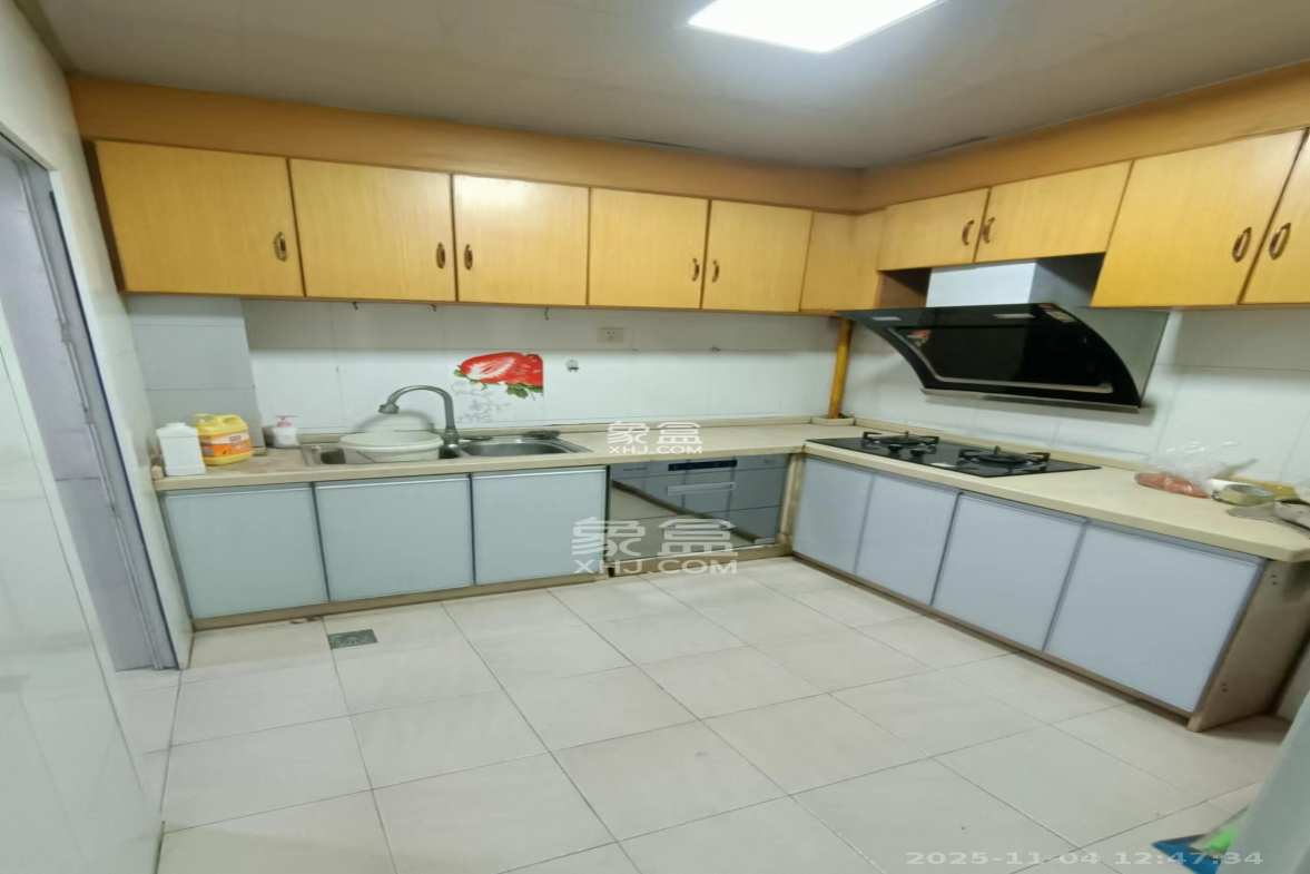 山语城一期 2室2厅1卫 1600.0元/月 山语城一期 2室2厅1卫 1600.0元/月室内图