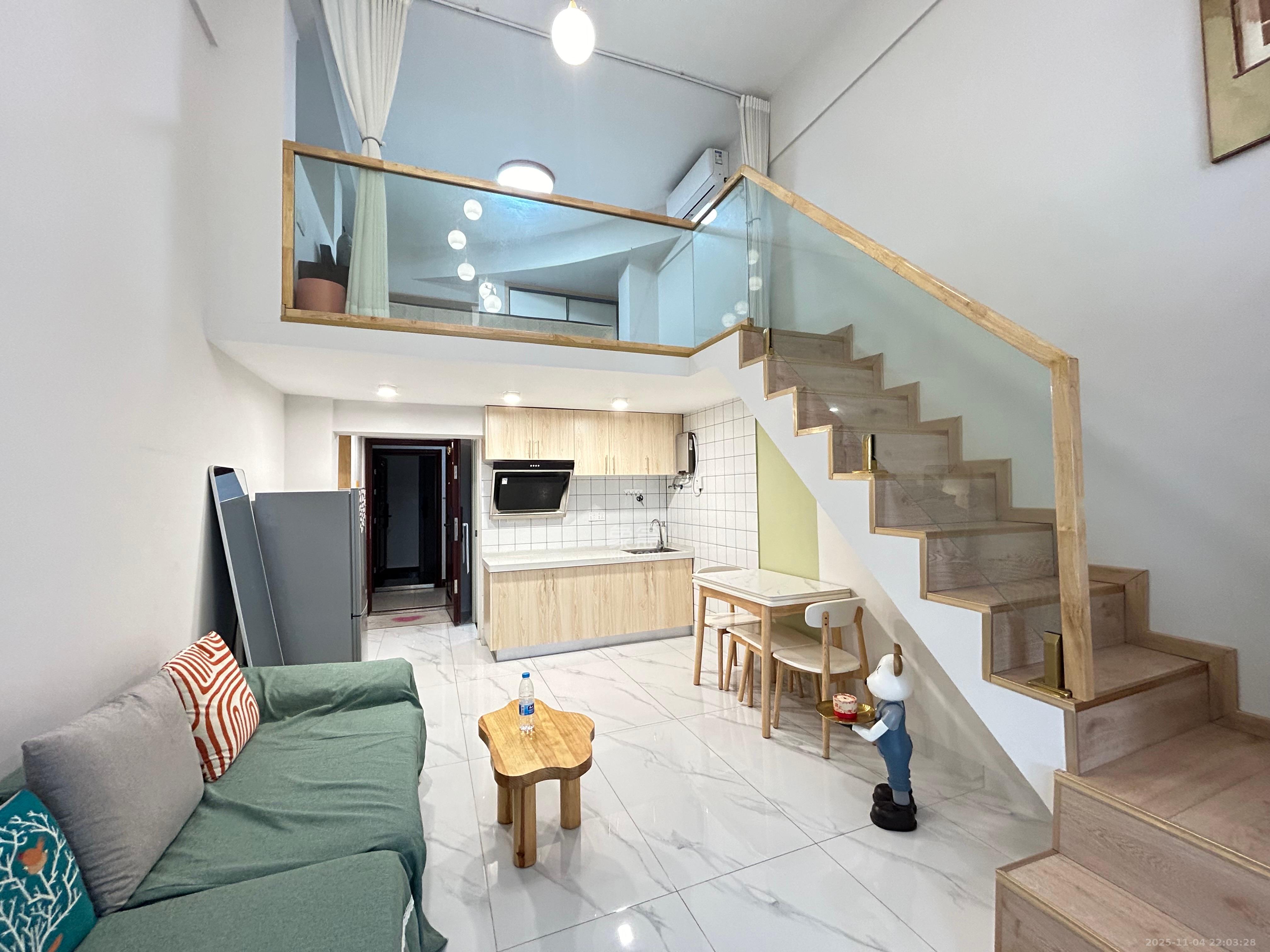 欣隆居 2室1厅1卫 2500.0元/月 欣隆居 2室1厅1卫 2500.0元/月室内图