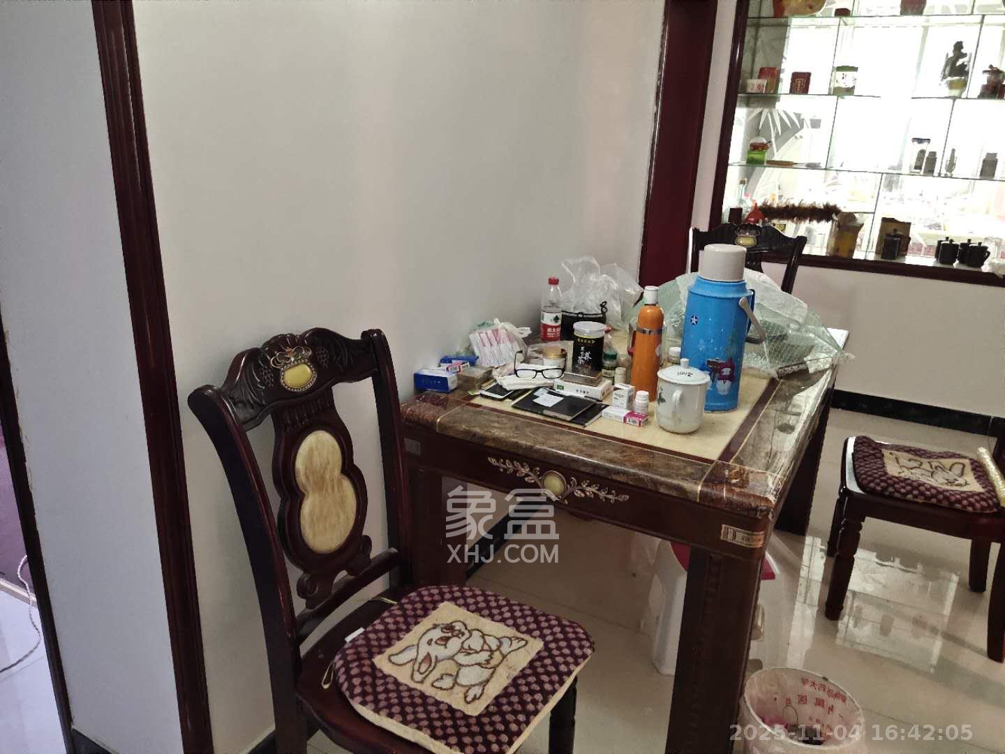 麓谷沐春园  2室2厅1卫    1400.0元/月