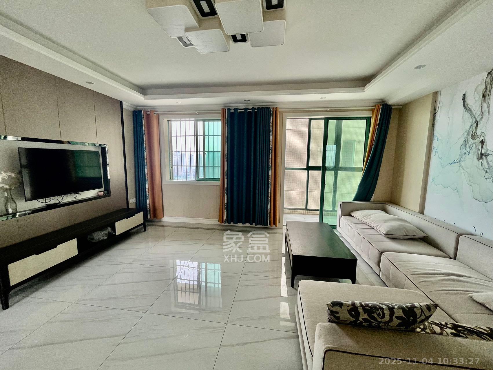 九华富瑶天下 4室2厅2卫 2300.0元/月 九华富瑶天下 4室2厅2卫 2300.0元/月室内图