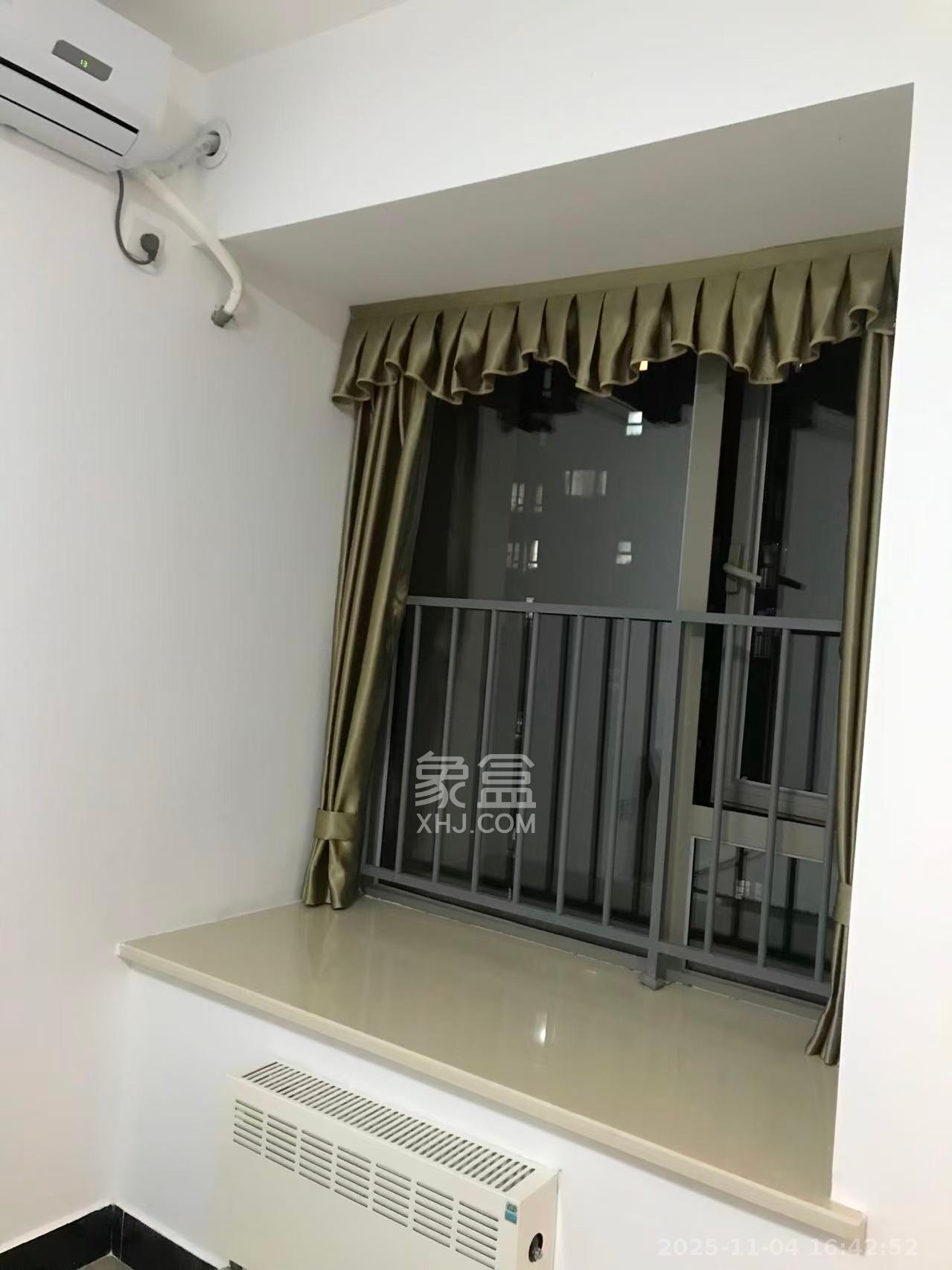 怡海星城  2室2厅1卫    1500.0元/月室内图