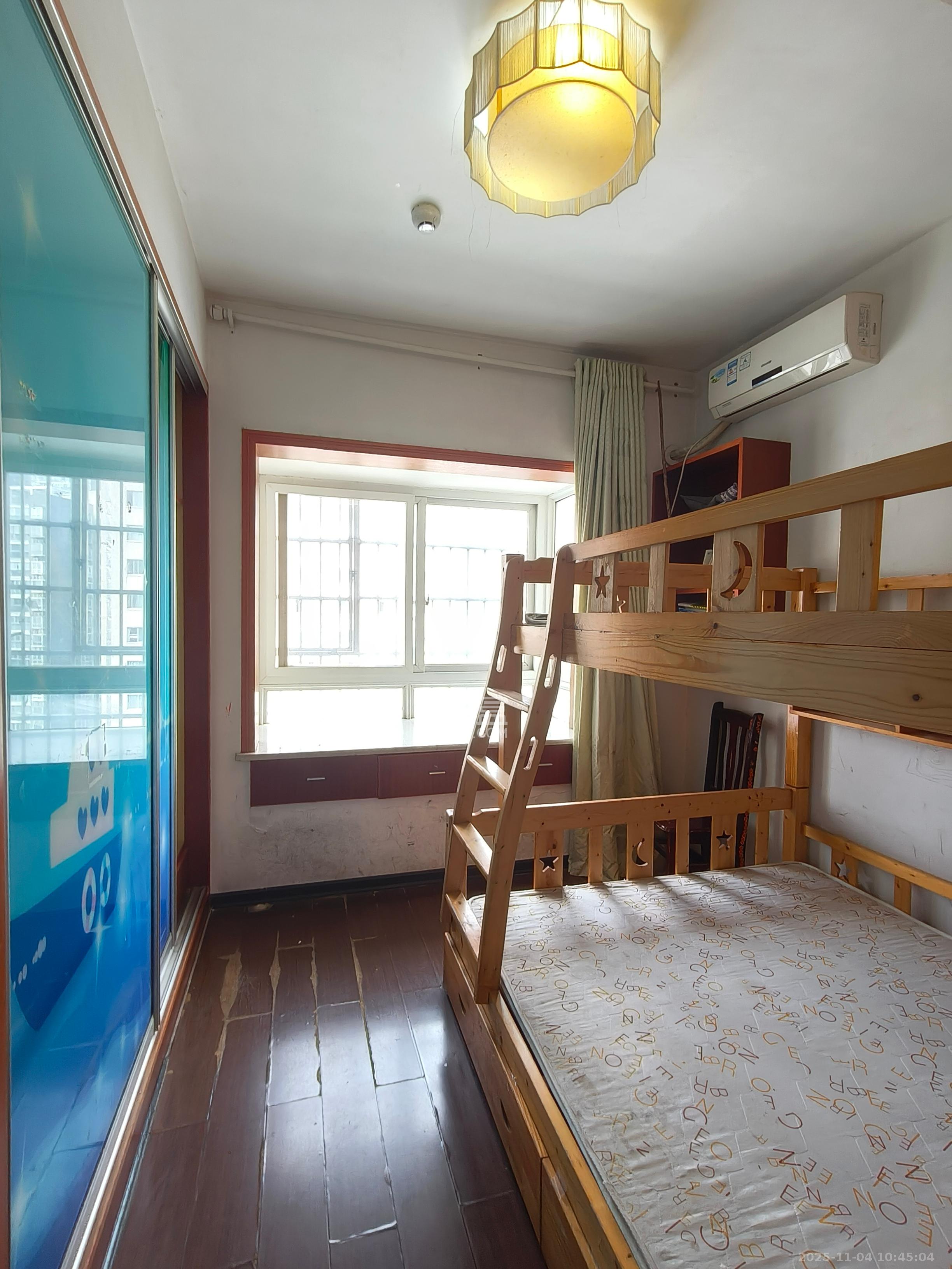 万丽景园 2室2厅1卫 1600.0元/月 万丽景园 2室2厅1卫 1600.0元/月室内图