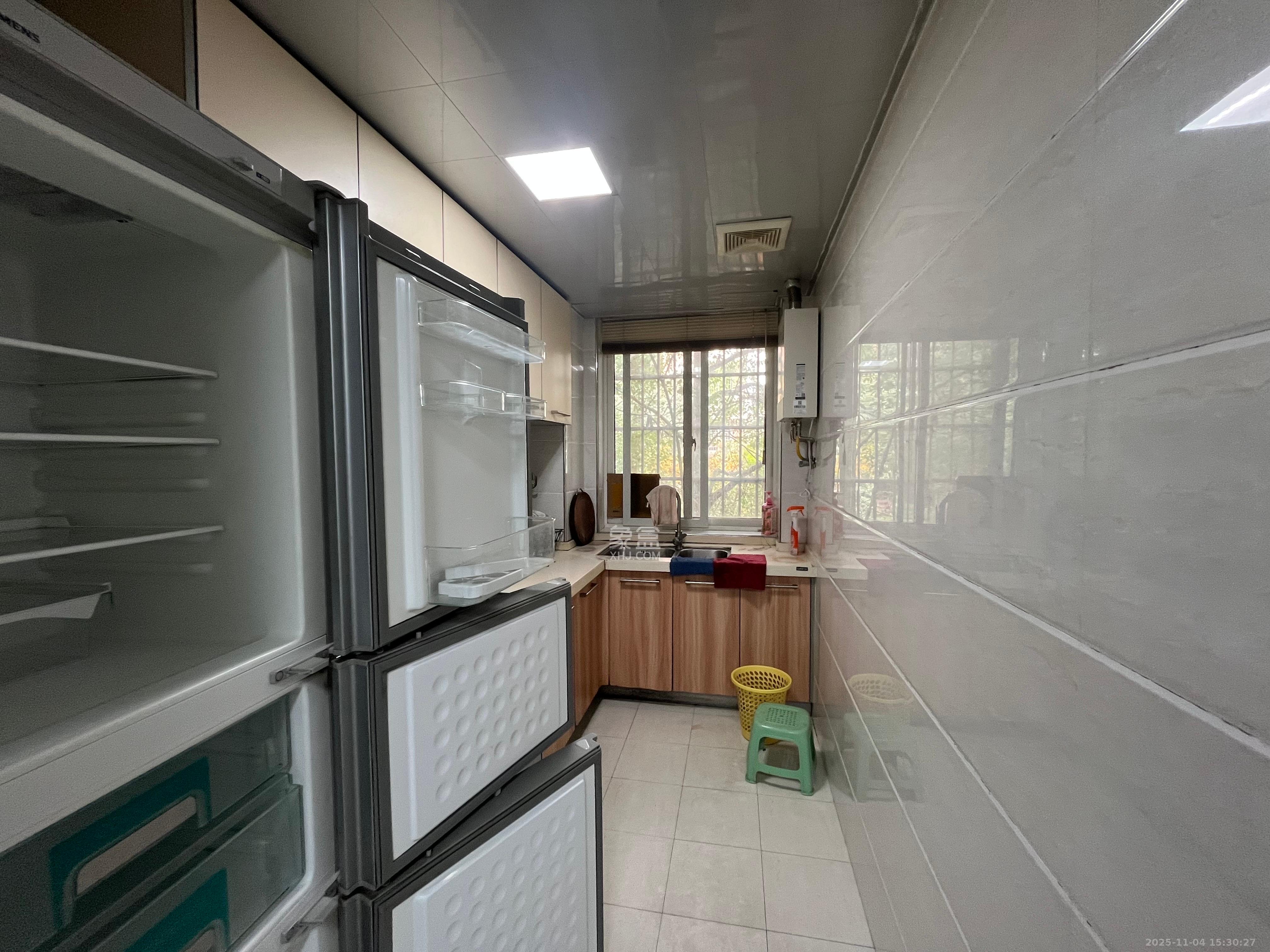 东岸锦城(东方人家)  3室1厅1卫    1600.0元/月室内图